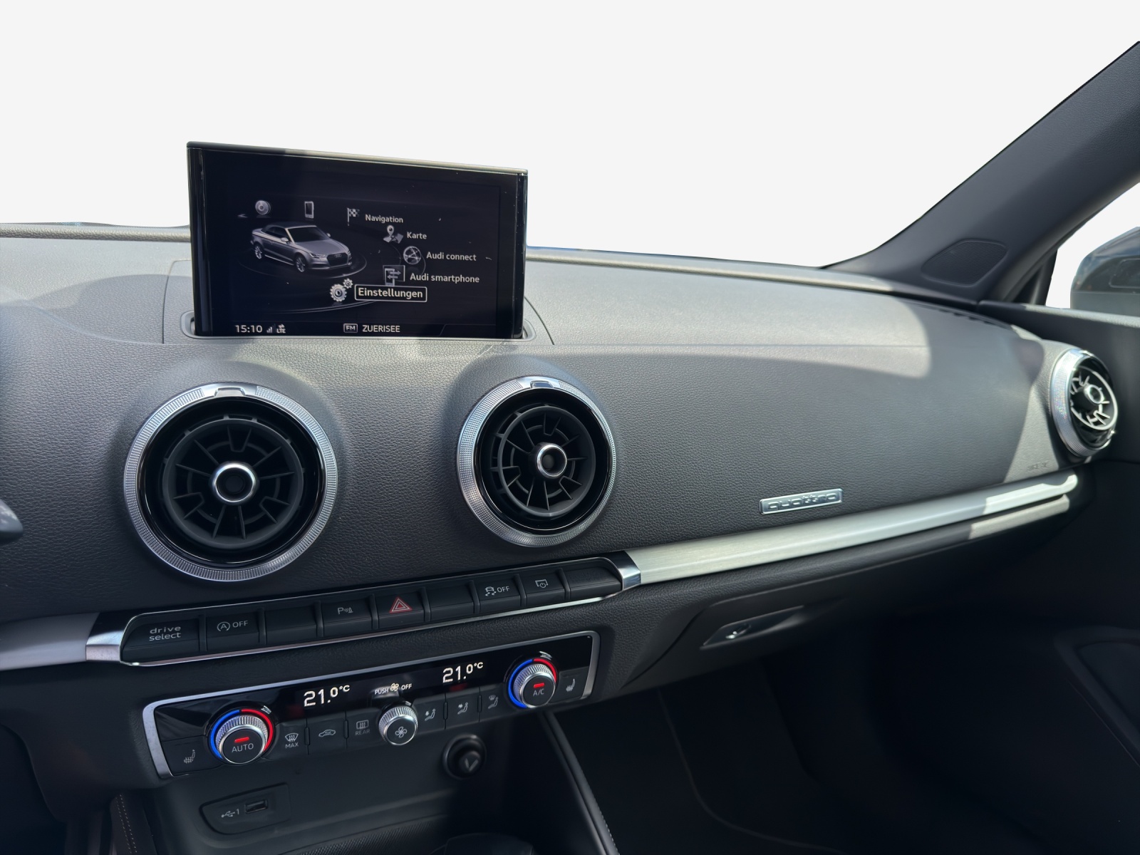 AUDI A3 Cabriolet 2.0 TFSI Sport Attraction quattro S-tronic-image-10