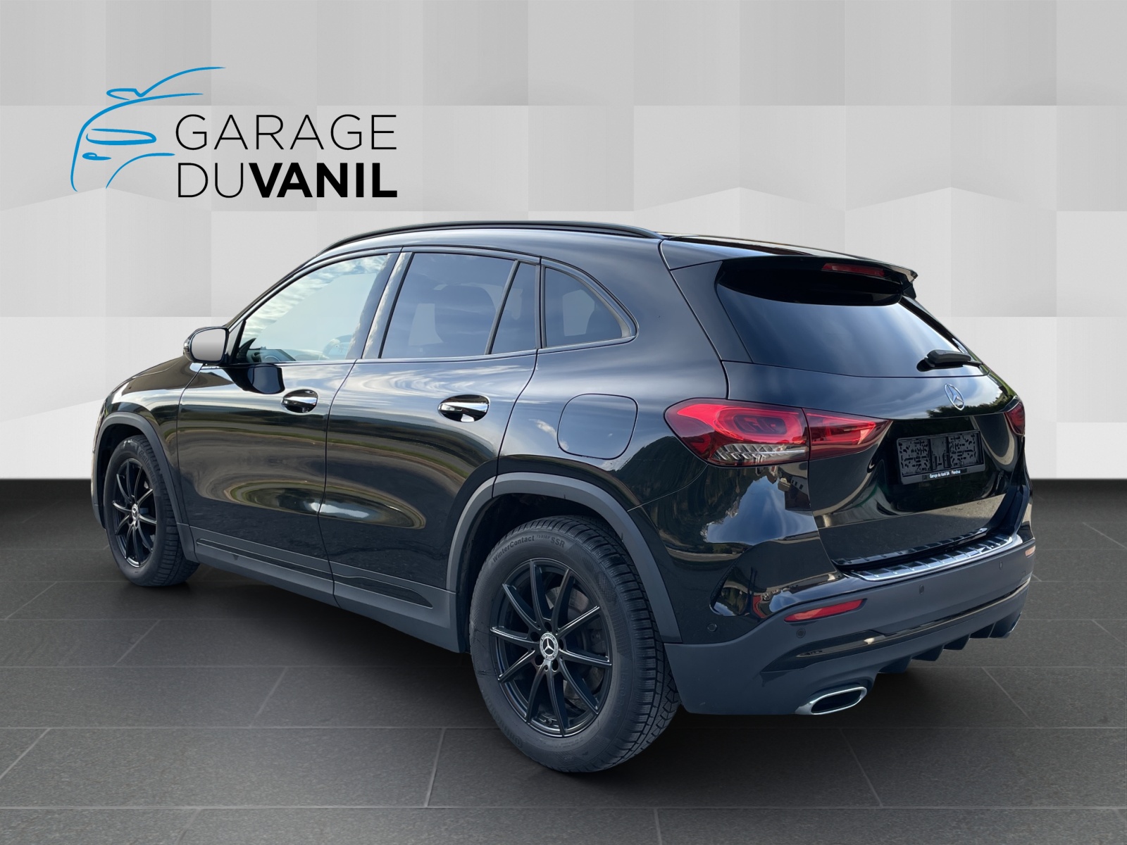 MERCEDES-BENZ GLA 250 4Matic AMG Line 8G-DCT-image-3