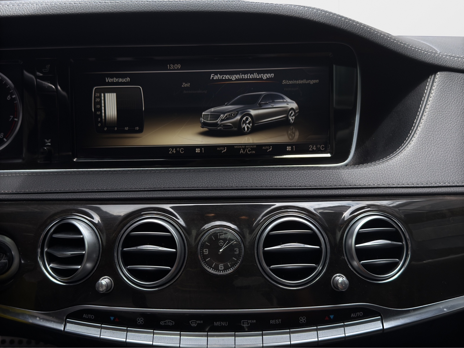 MERCEDES-BENZ S 500 4Matic 7G-Tronic-image-16