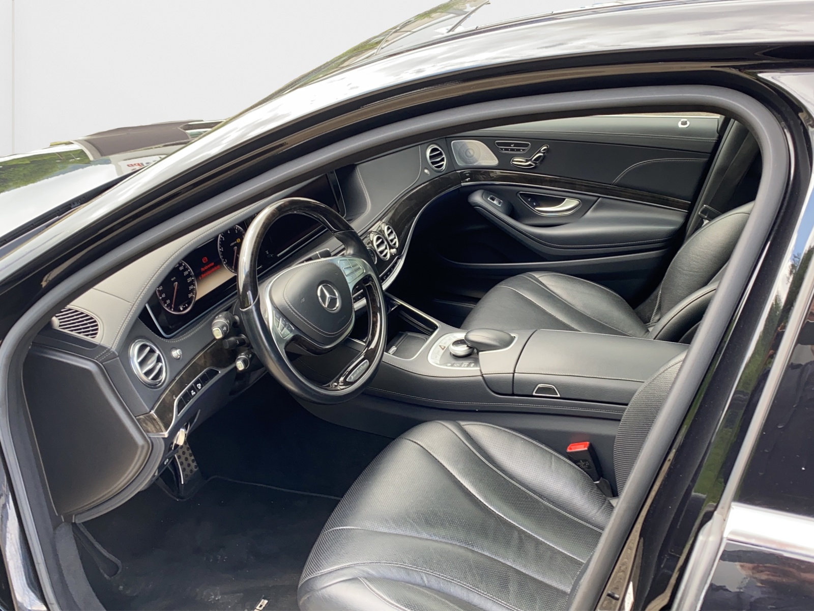 MERCEDES-BENZ S 500 4Matic 7G-Tronic-image-8