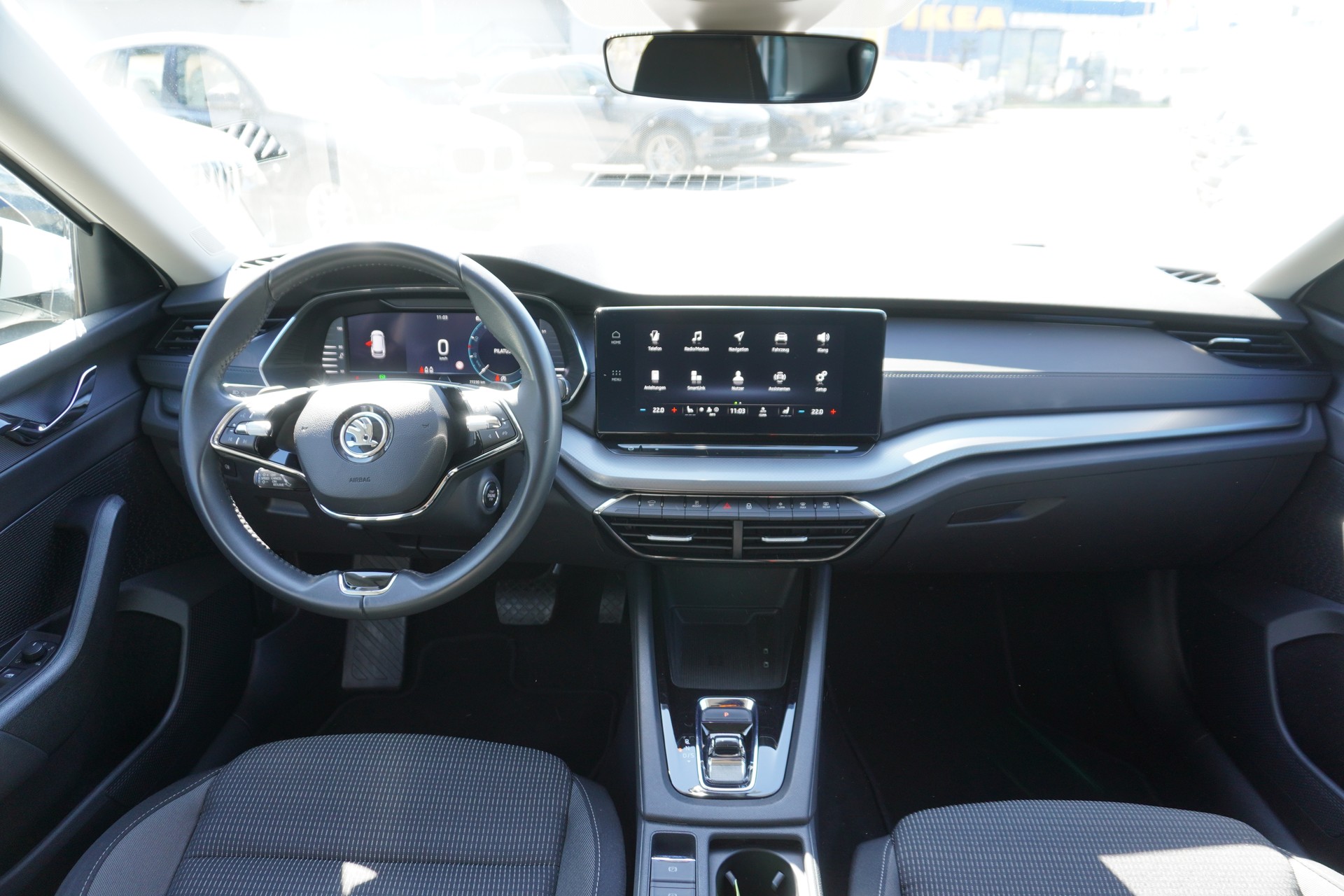 SKODA Octavia Combi 1.5 TSI mHEV DSG Ambition-image-11