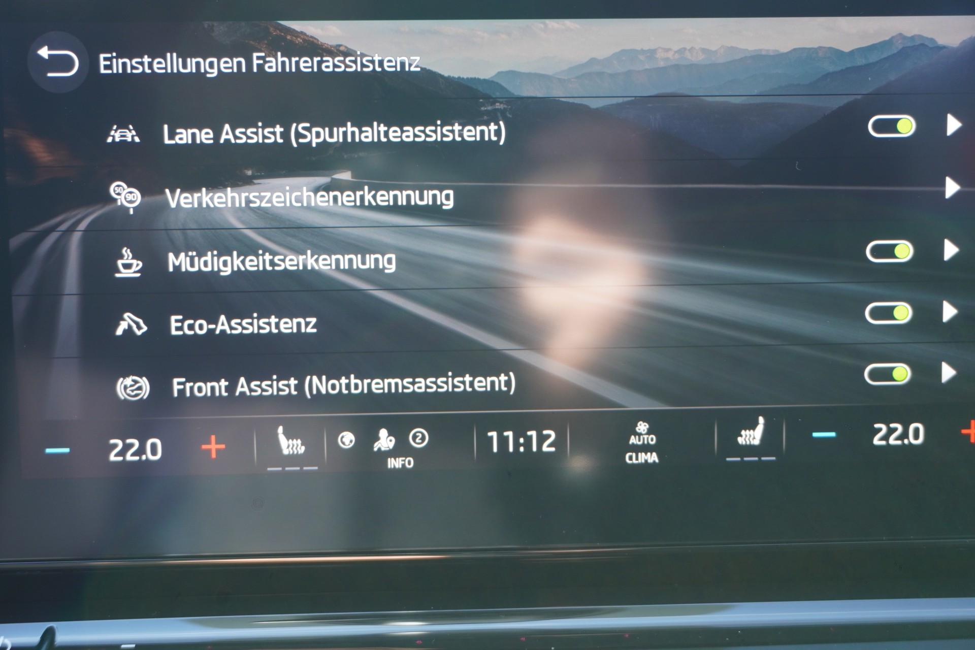 SKODA Octavia Combi 1.5 TSI mHEV DSG Ambition-image-23