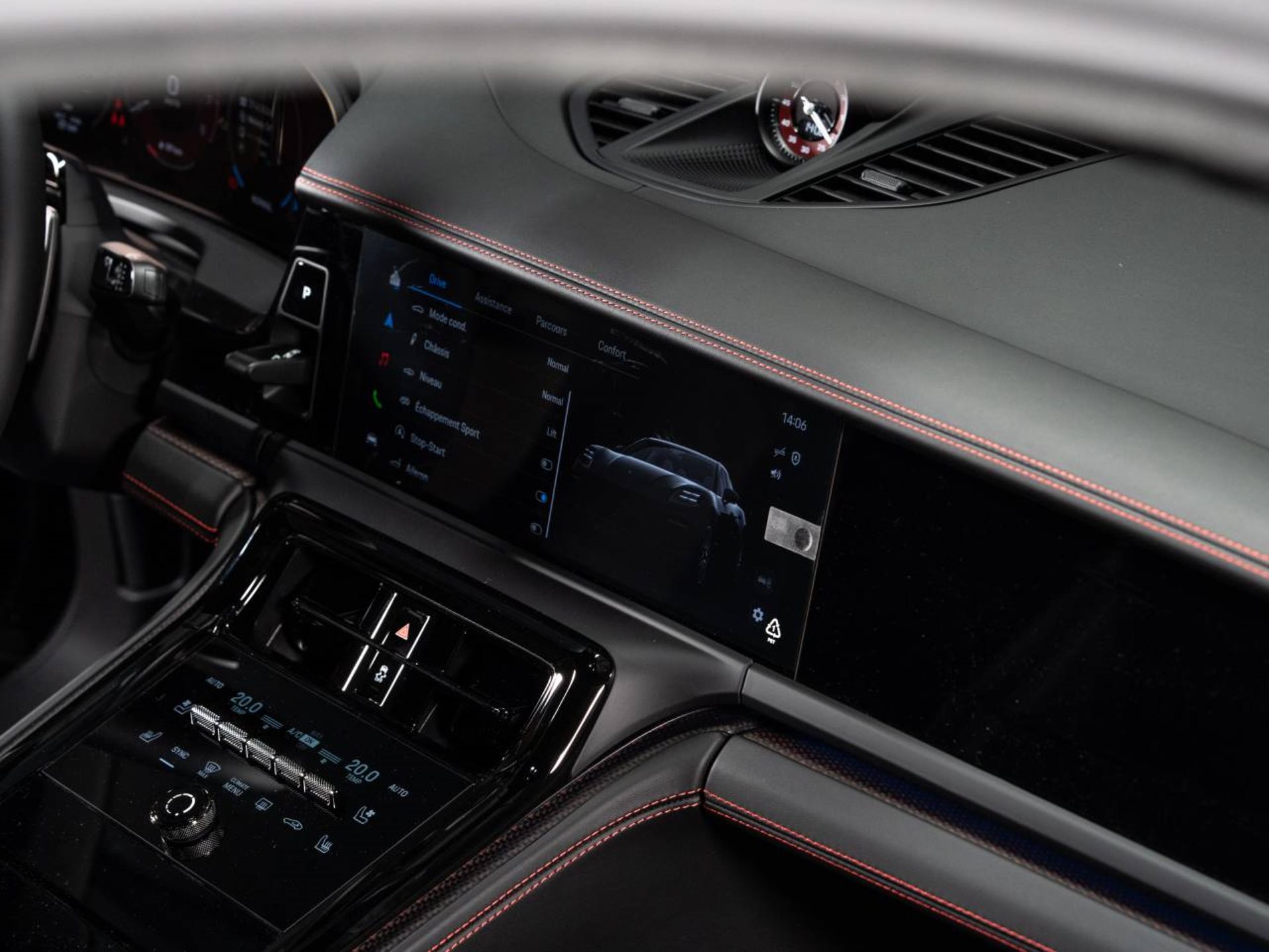 PORSCHE Panamera GTS-image-10