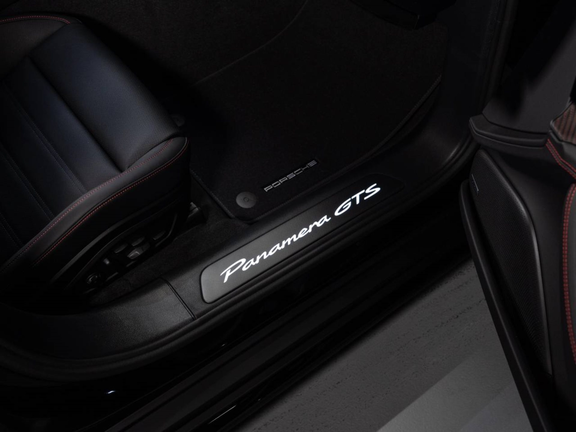 PORSCHE Panamera GTS-image-19