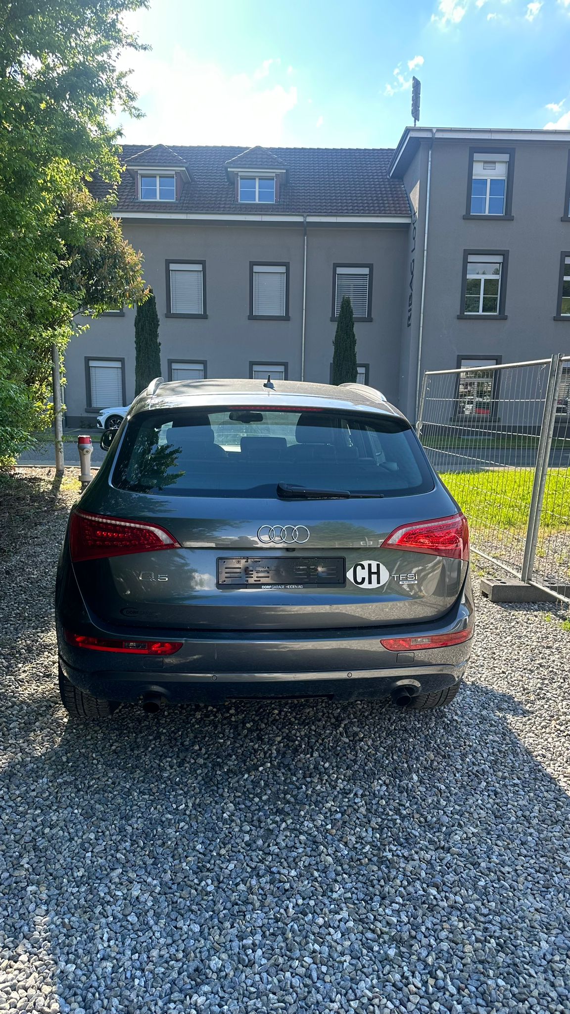 AUDI Q5 2.0 TFSI quattro S-tronic-image-5