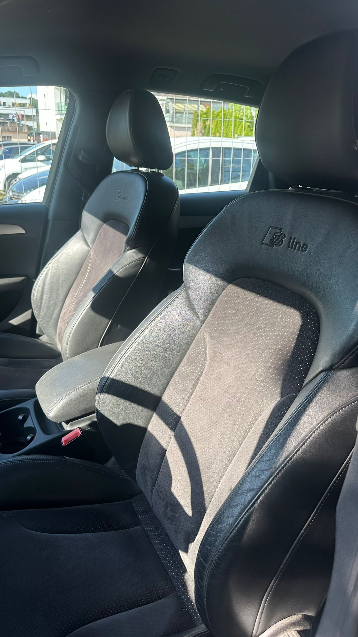 AUDI Q5 2.0 TFSI quattro S-tronic-image-7