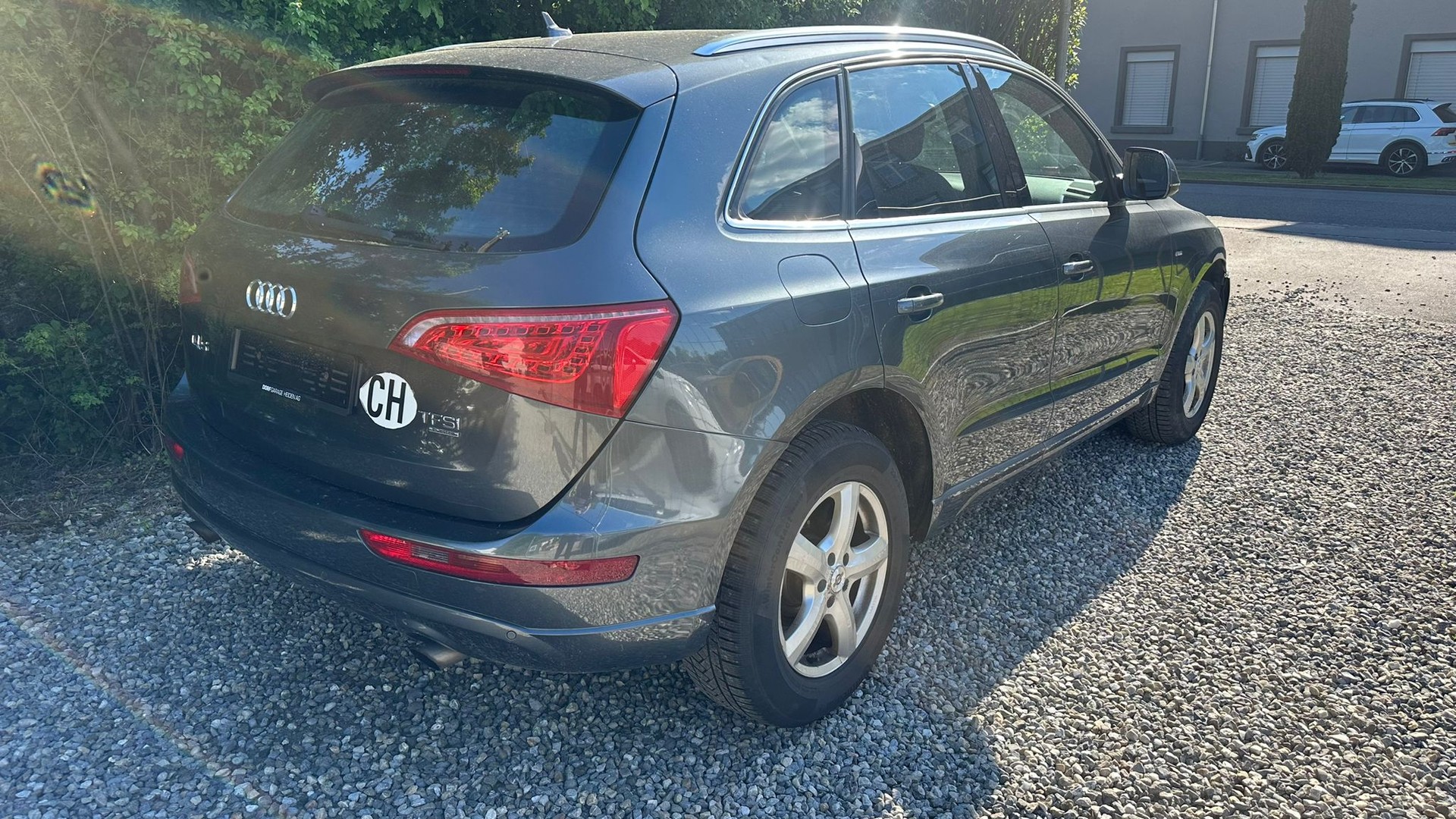 AUDI Q5 2.0 TFSI quattro S-tronic-image-3