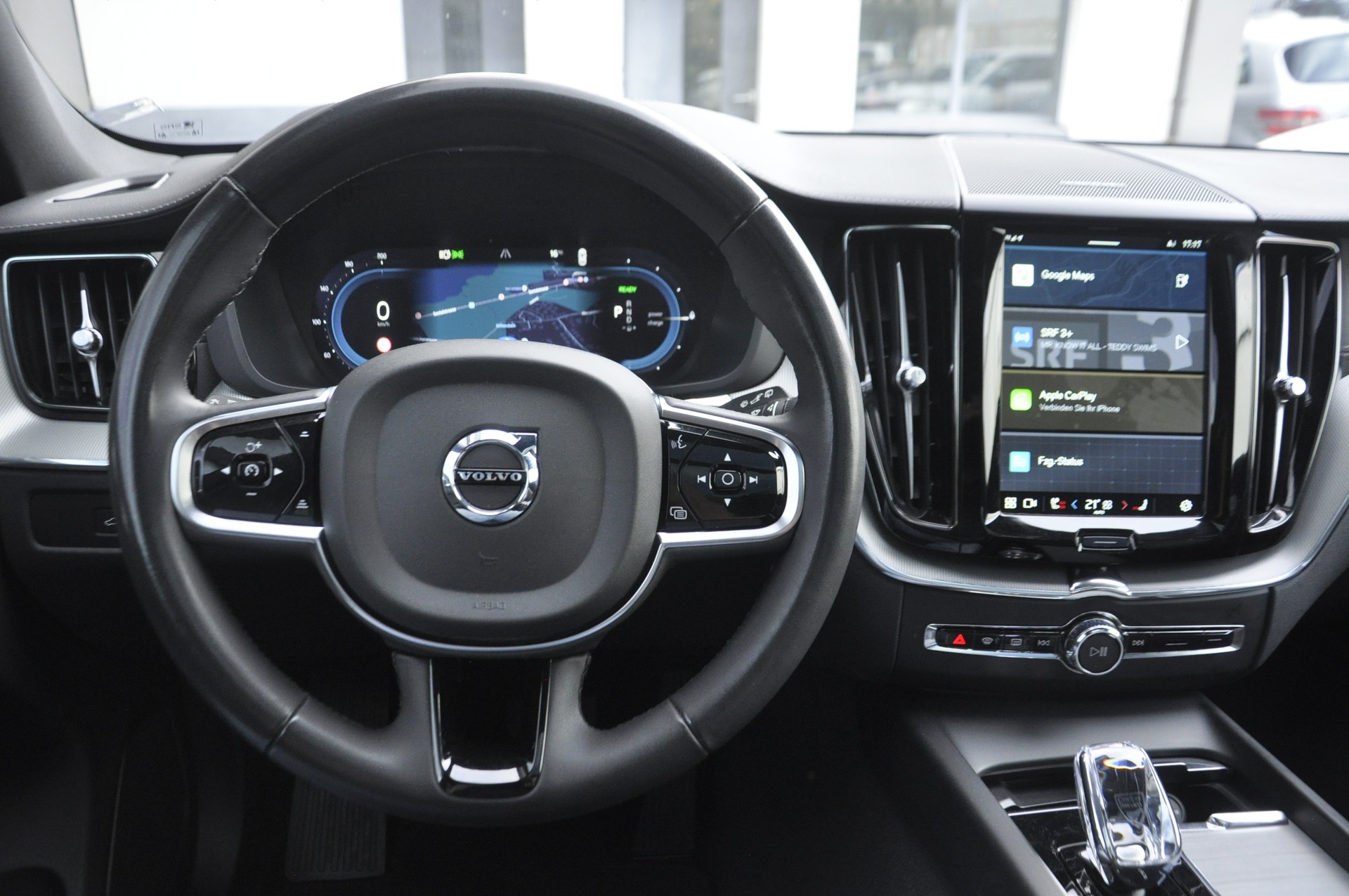 VOLVO XC60 T6 eAWD PluginHybrid Ultimate Dark Geartronic I Panoramadach-image-9