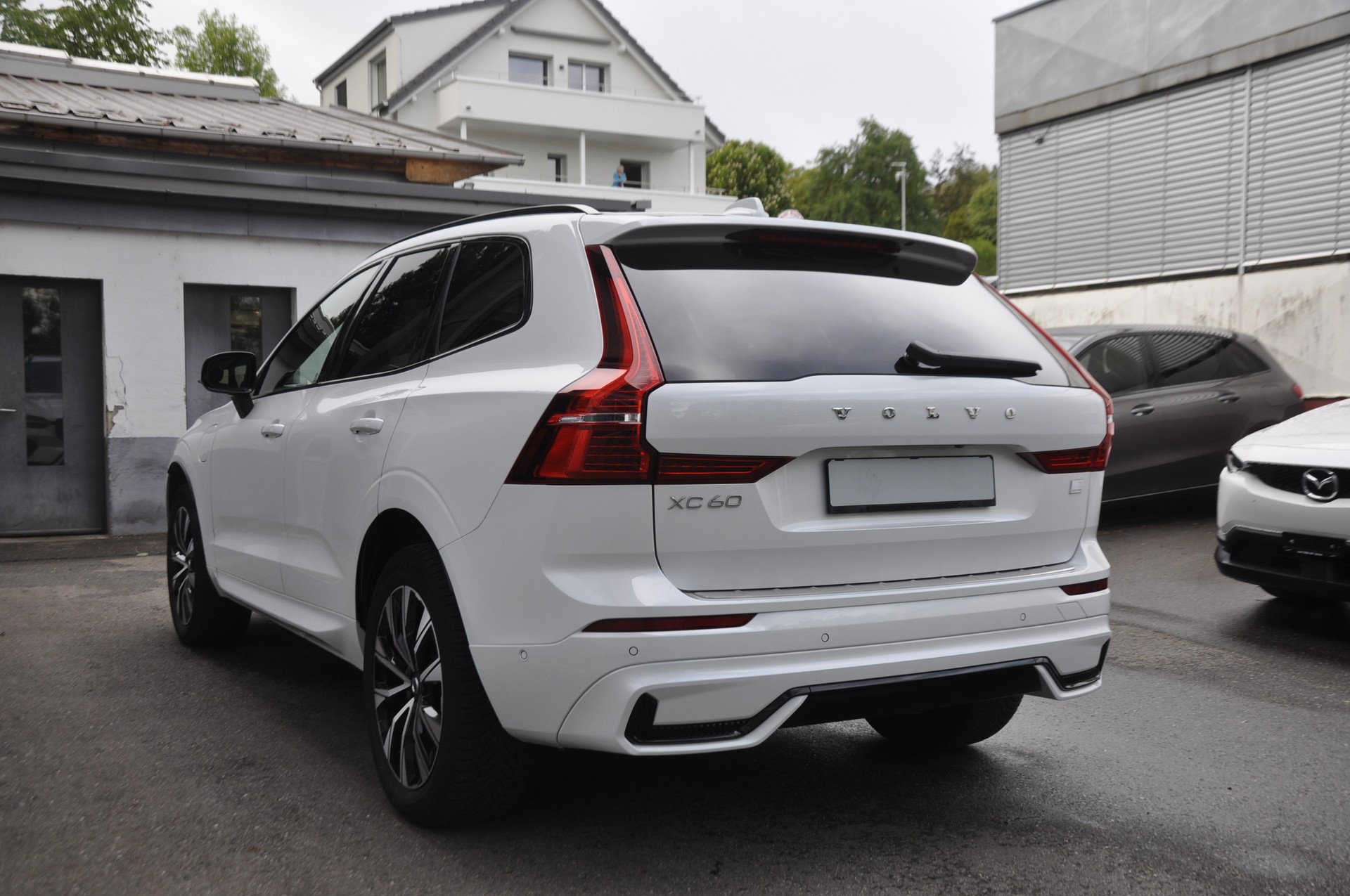 VOLVO XC60 T6 eAWD PluginHybrid Ultimate Dark Geartronic I Panoramadach-image-15