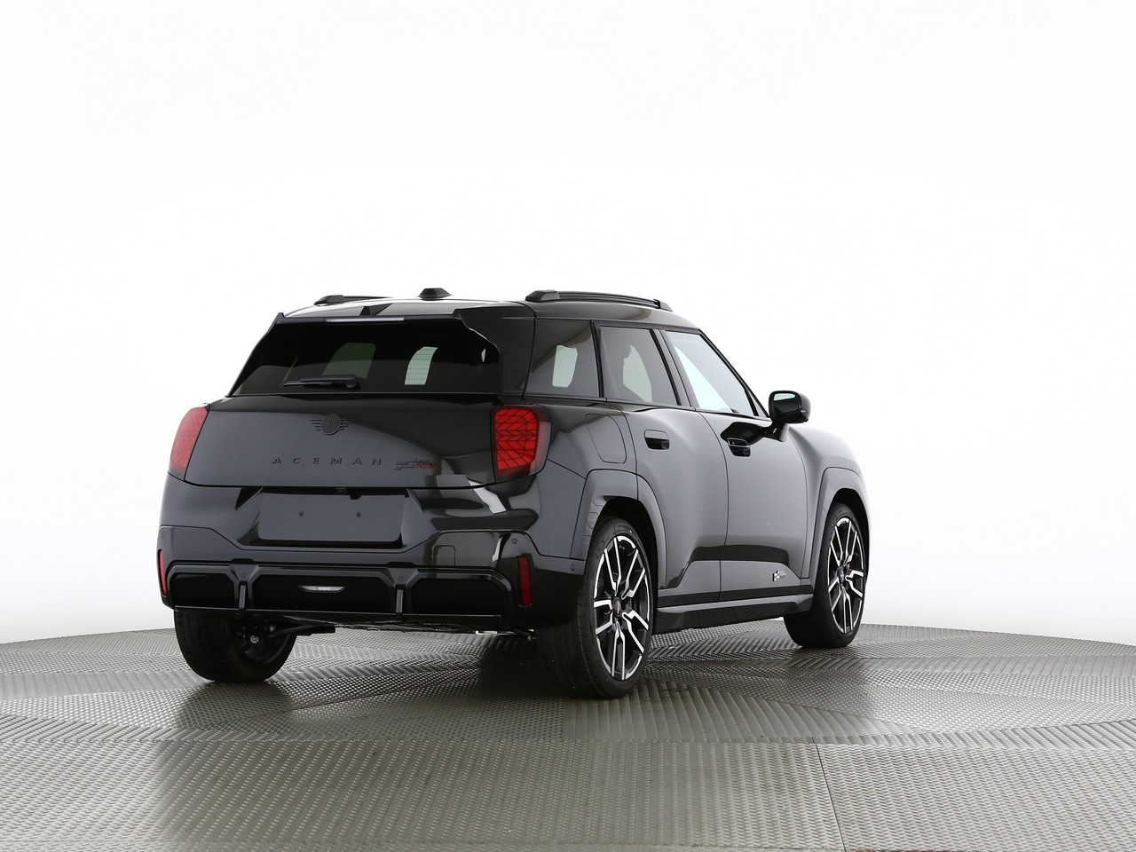 MINI Aceman E John Cooper Works-showroom-element-1