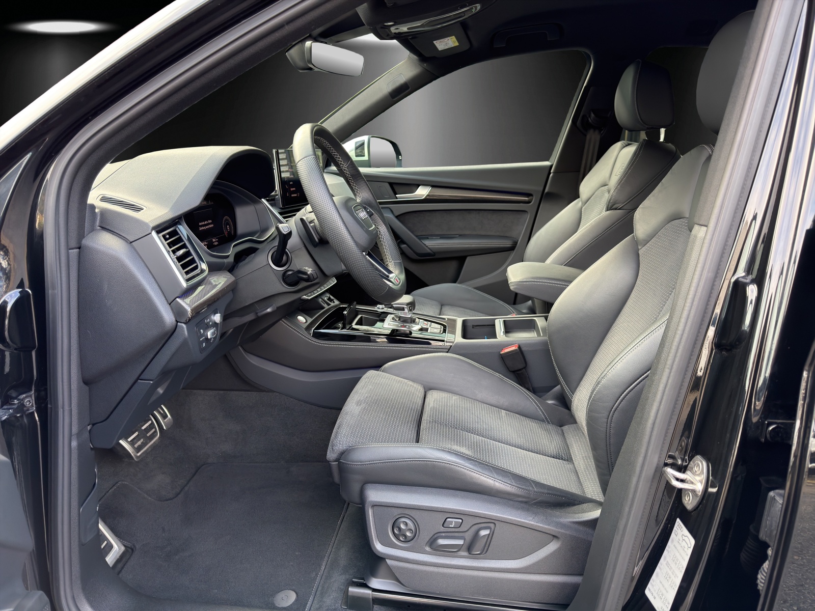 AUDI SQ5 TDI quattro tiptronic-image-9