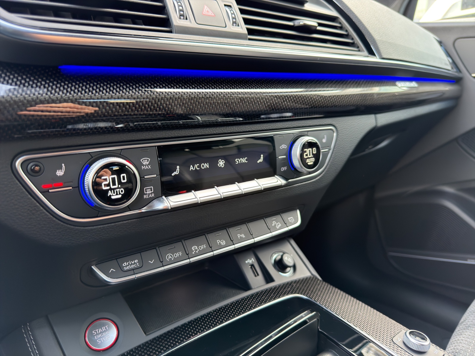 AUDI SQ5 TDI quattro tiptronic-image-13