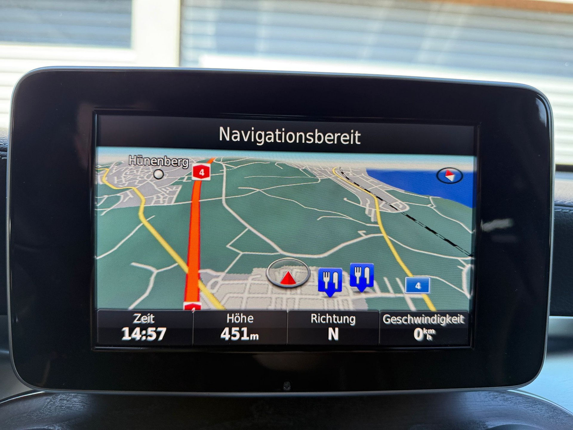 MERCEDES-BENZ GLC 250 d Exclusive 4m-image-16
