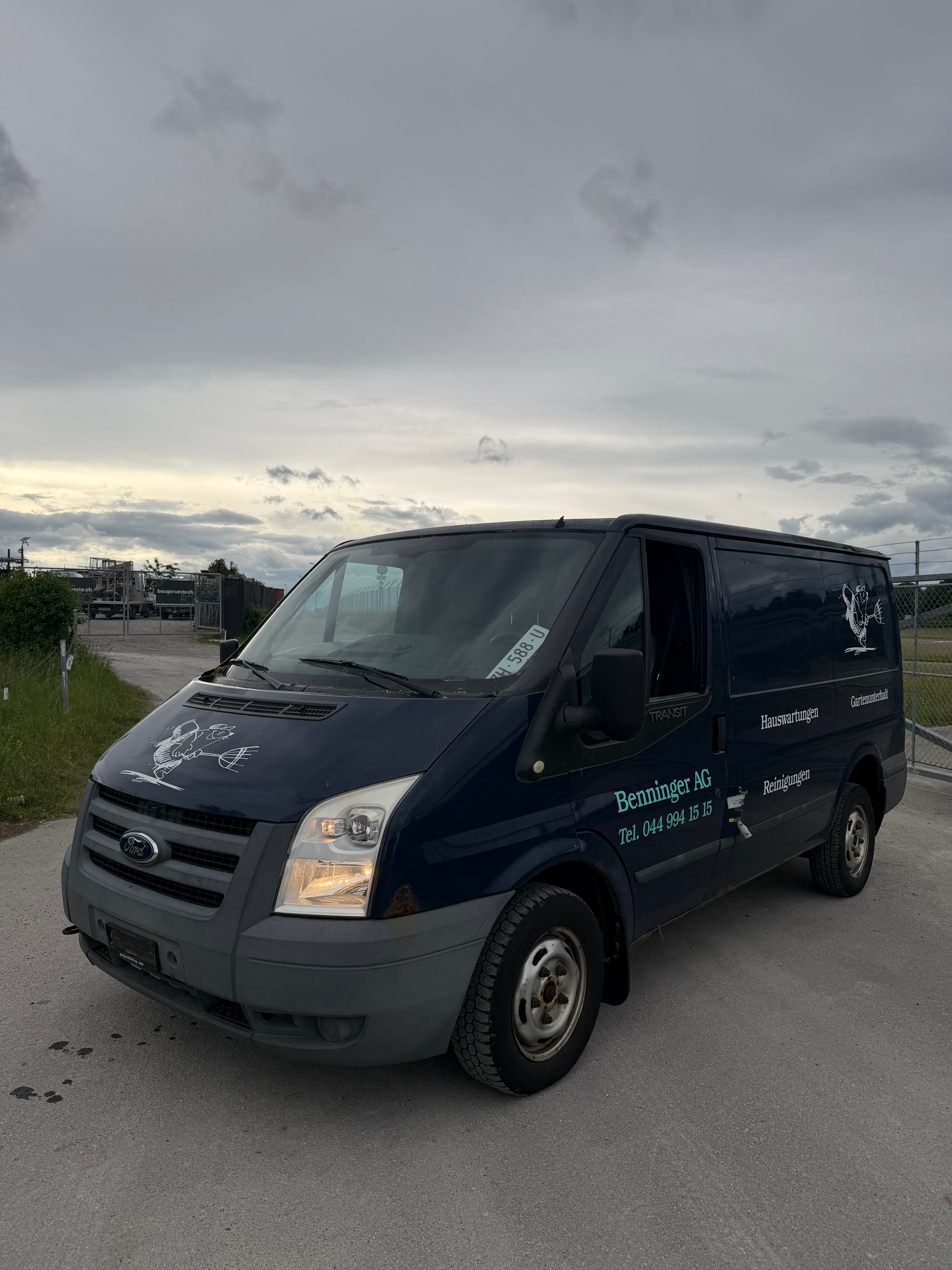 FORD Transit 2.2 TDCi 260 S Trend-image-2