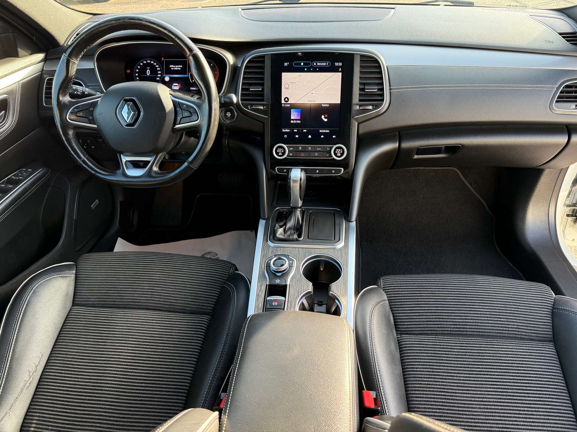 RENAULT Talisman Grandtour 2.0 Blue dCi Intens EDC-image-7