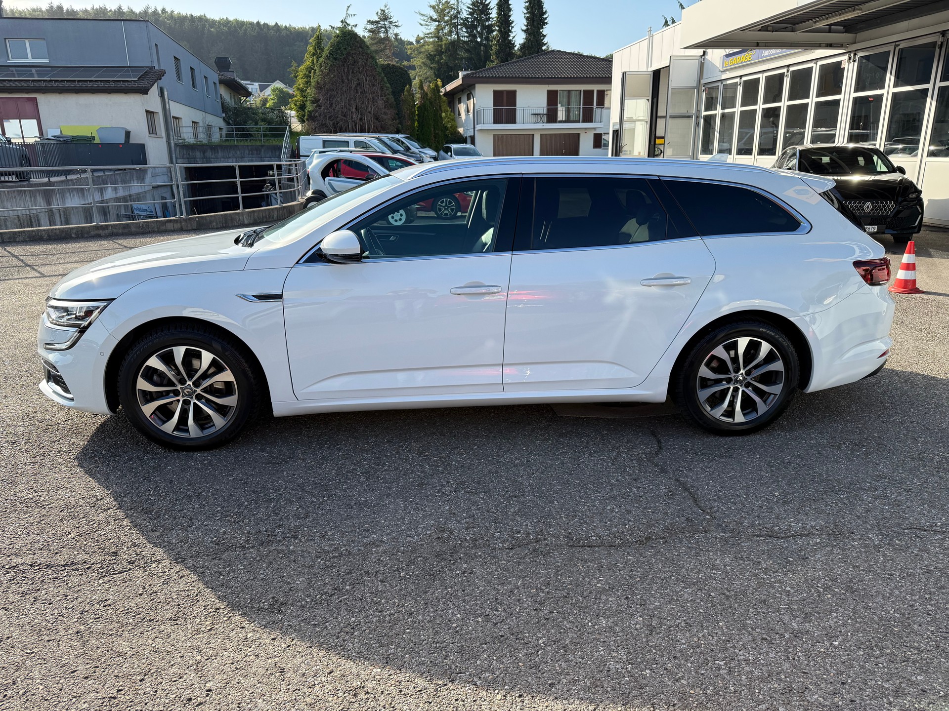 RENAULT Talisman Grandtour 2.0 Blue dCi Intens EDC-showroom-element-2