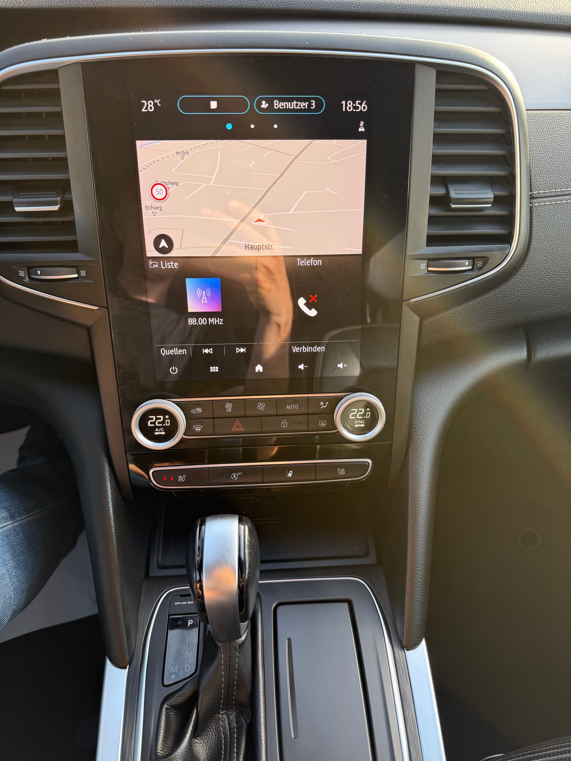 RENAULT Talisman Grandtour 2.0 Blue dCi Intens EDC-image-11