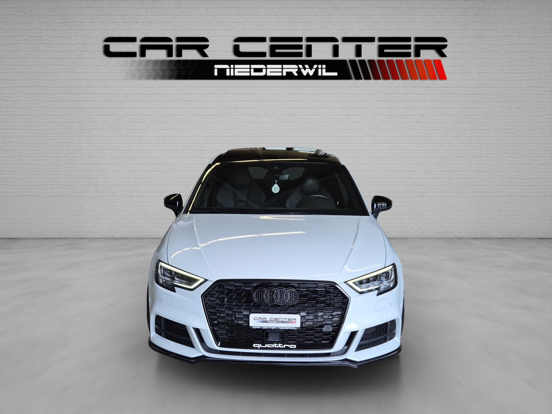 AUDI S3 Sportback 2.0 TFSI quattro S-tronic, OHNE OPF, RS-LOOK-showroom-element-3