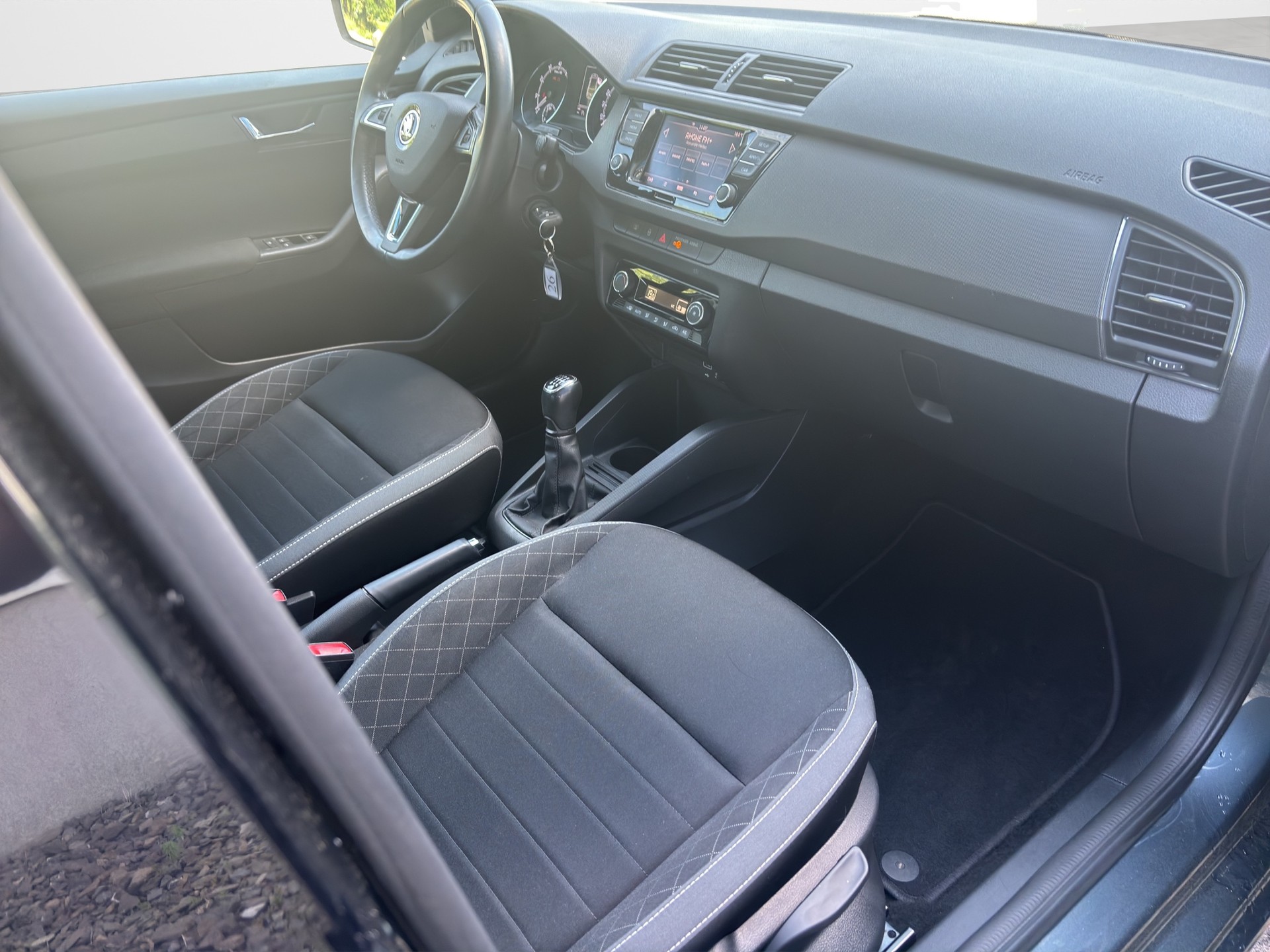 SKODA Fabia 1.0 TSI Ambition-image-13