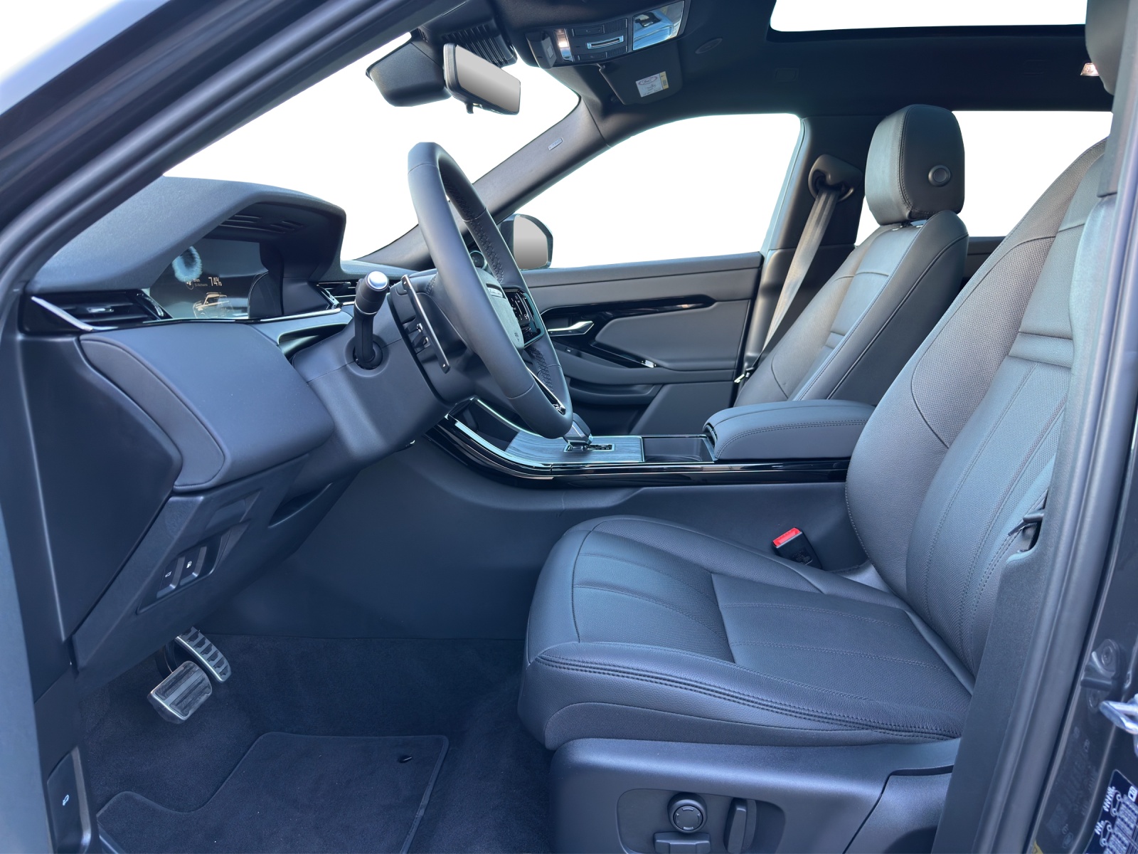 LAND ROVER Range Rover Evoque 1.5 T 270e Dynamic SE-image-9