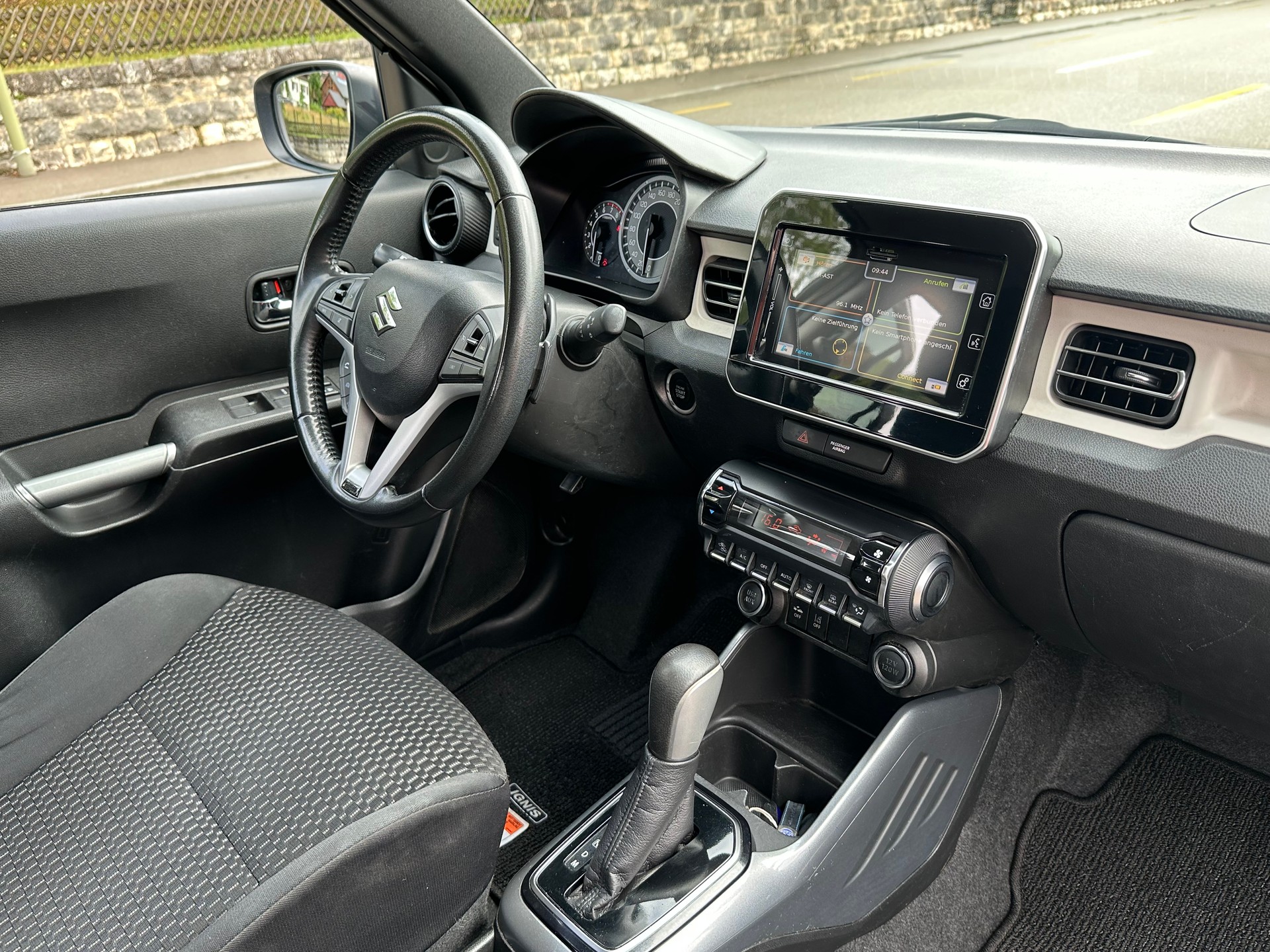 SUZUKI Ignis 1.2i Generation Top Hybrid-image-11