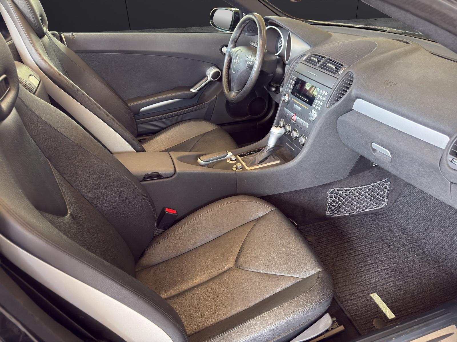 MERCEDES-BENZ SLK 200 Kompressor Cabriolet-image-18
