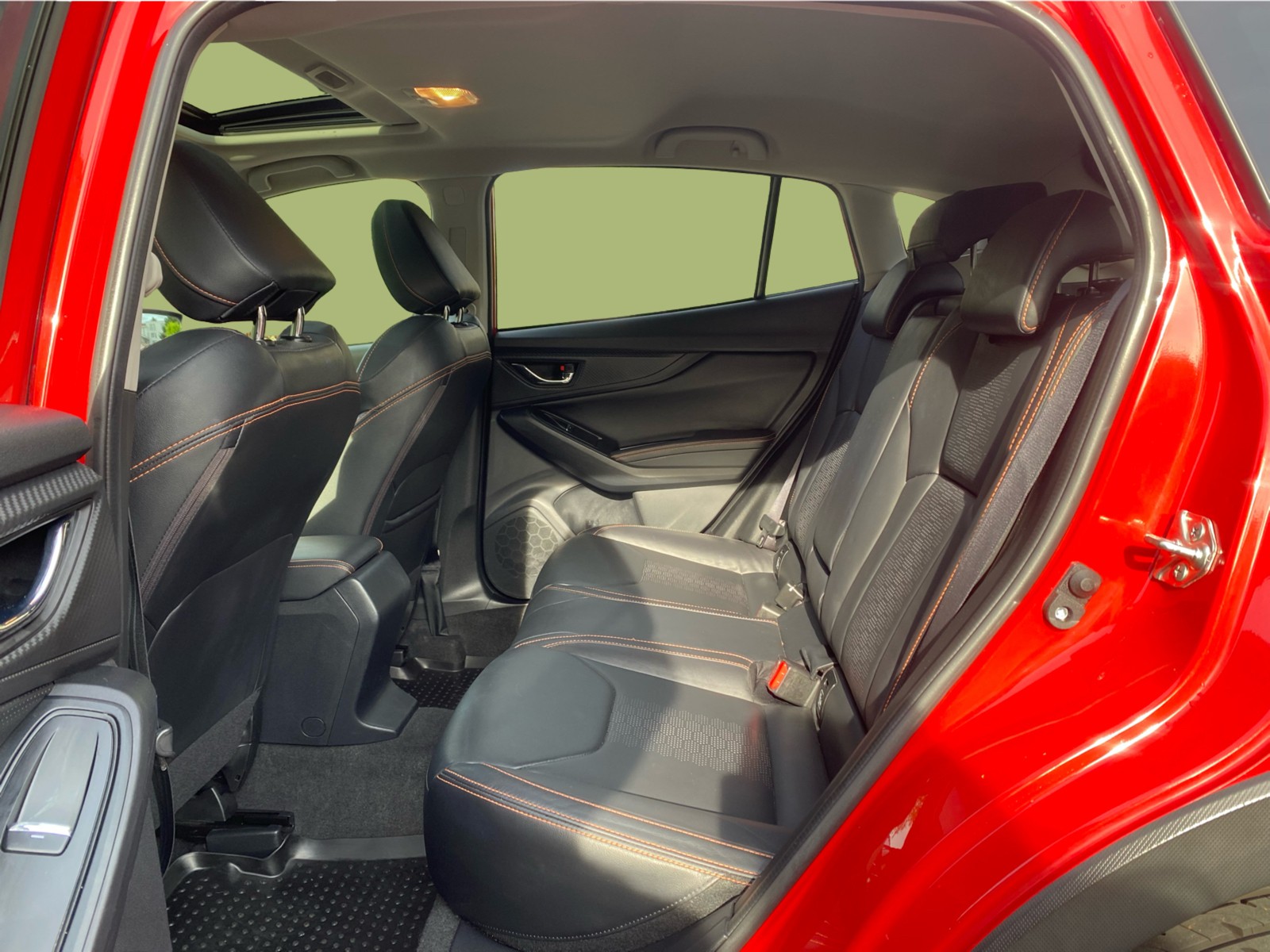 SUBARU XV 2.0 Luxury AWD Lineartronic-image-11