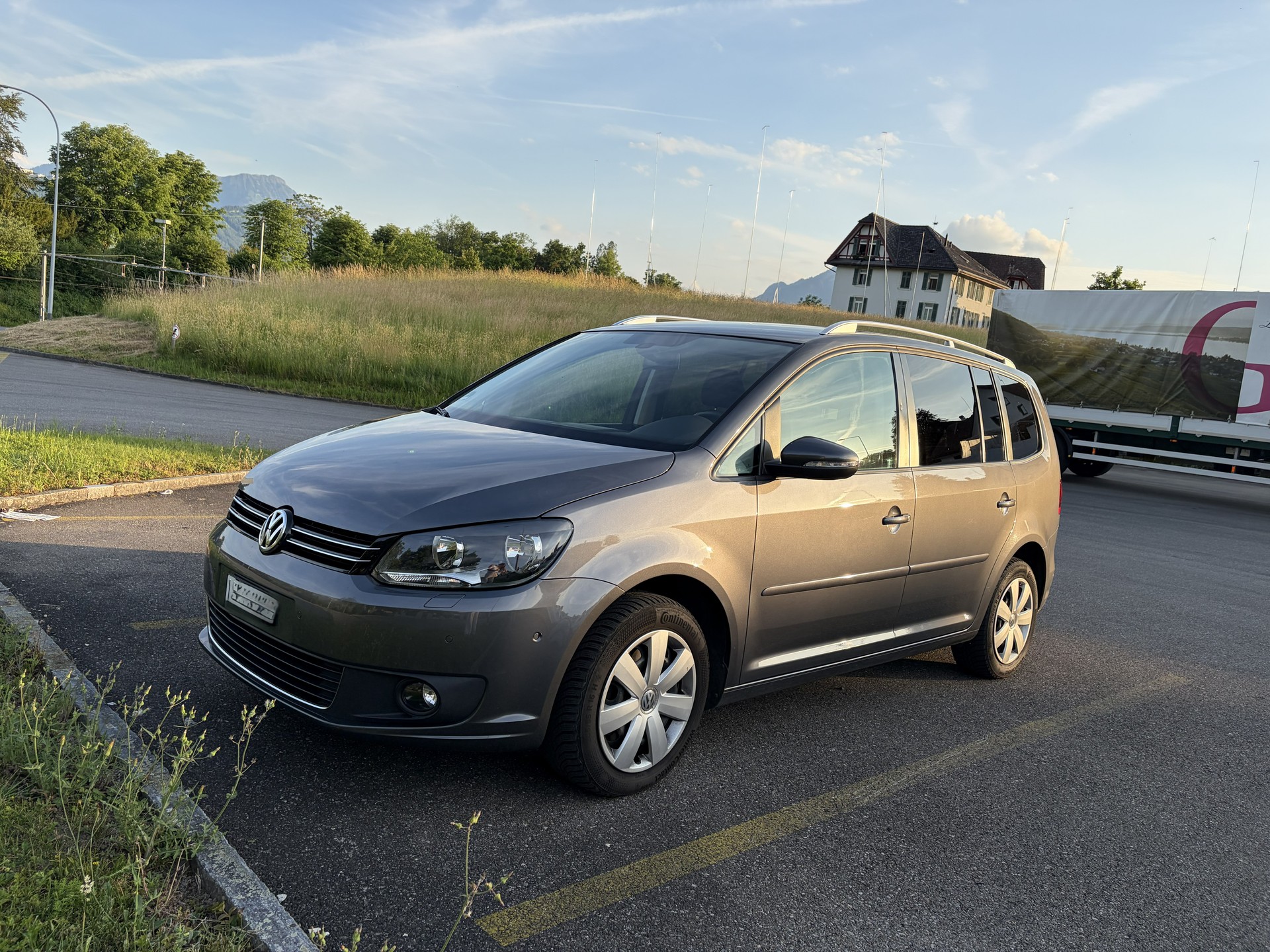 VW 2012-image-0