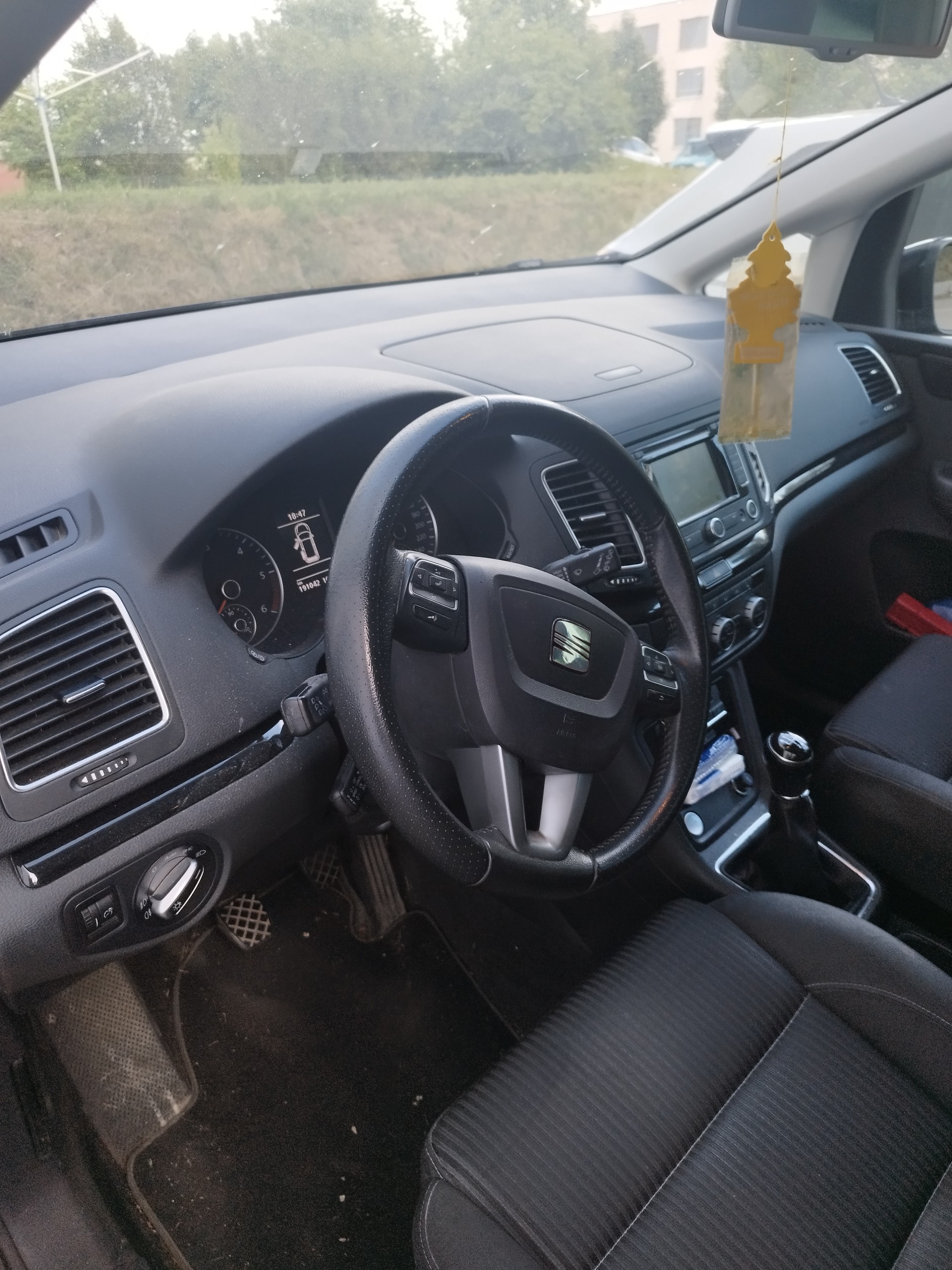 SEAT 2.0 TDI 140 Style iTech-image-2