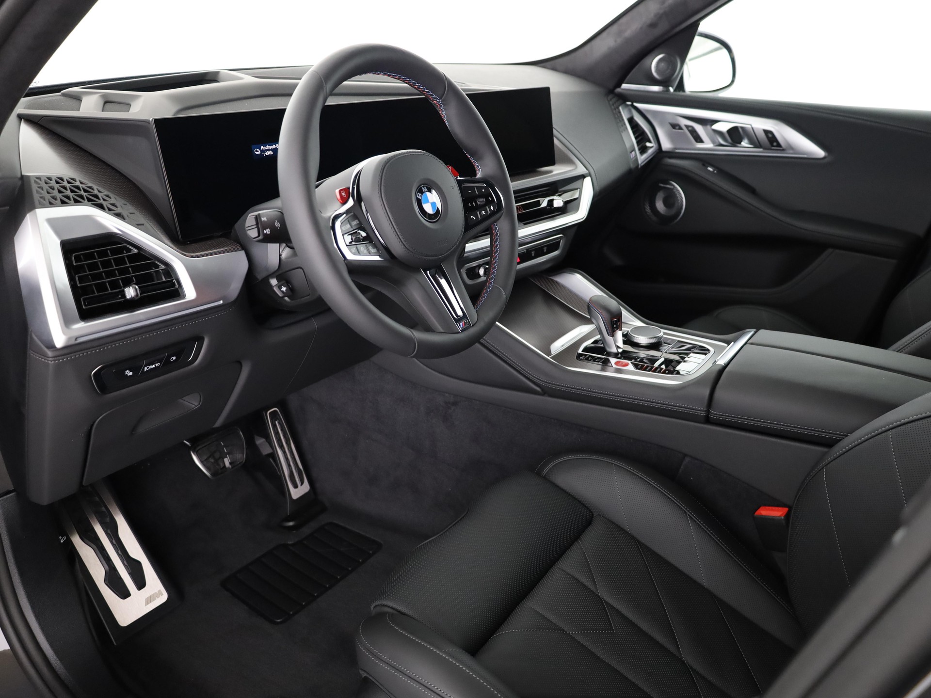 BMW XM Label Plug-in Hybrid-image-11