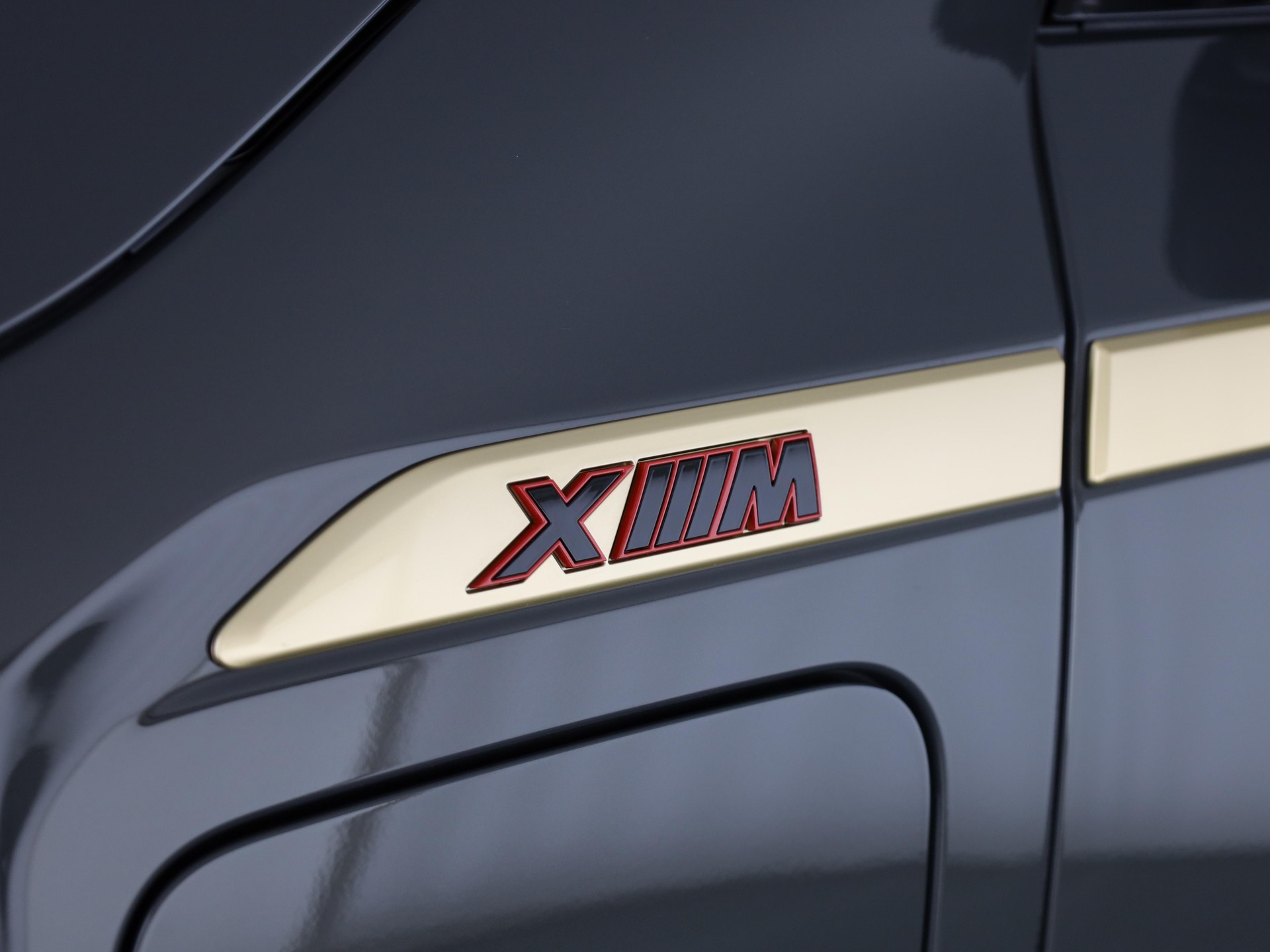 BMW XM Label Plug-in Hybrid-image-6