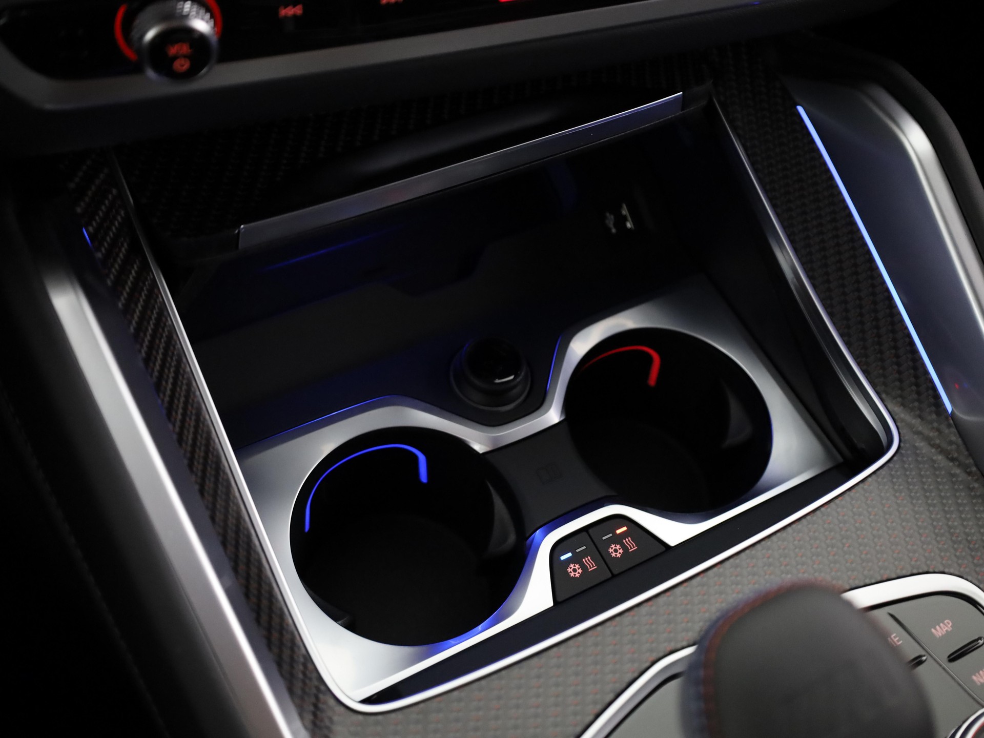 BMW XM Label Plug-in Hybrid-image-20