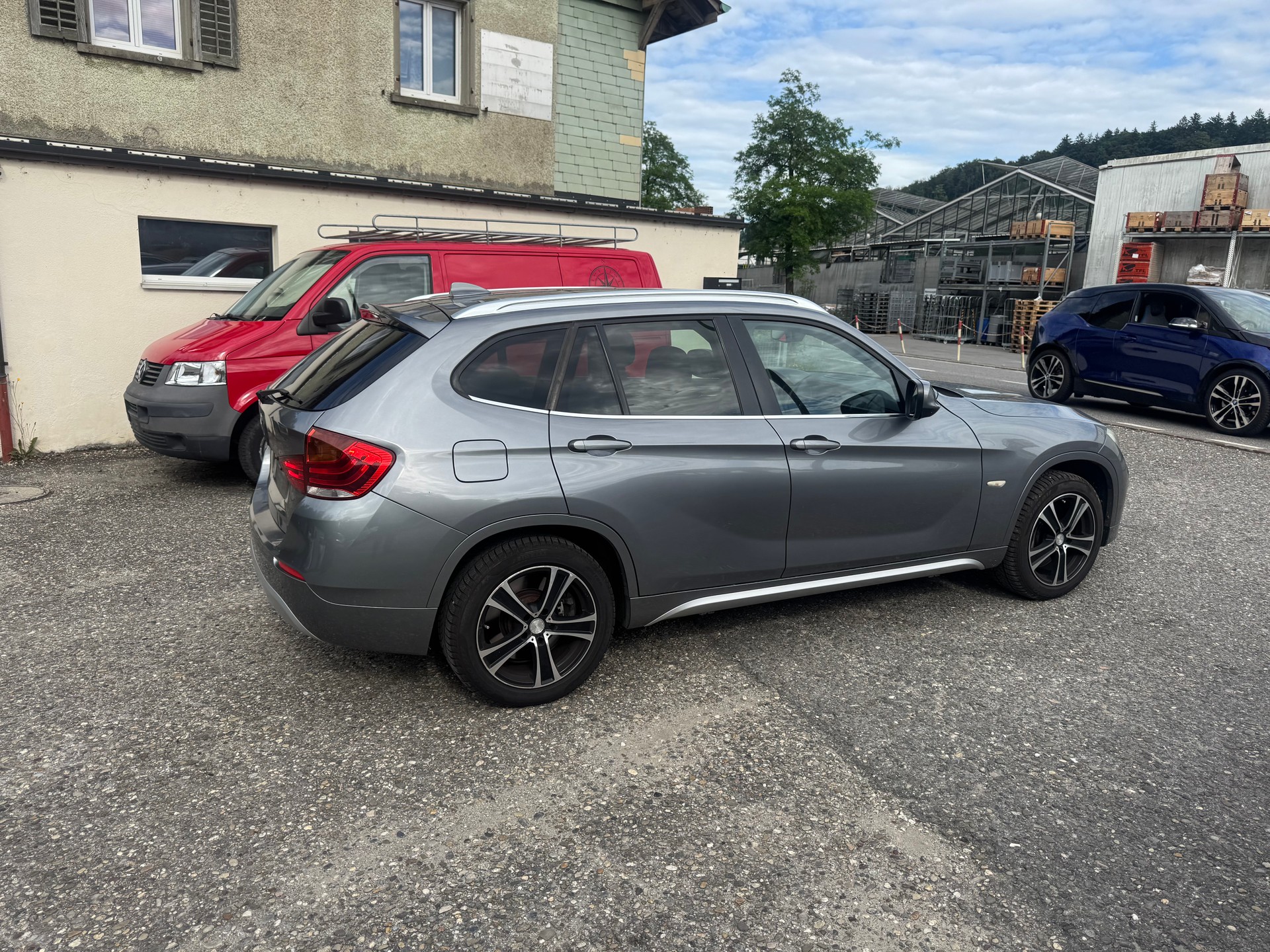 BMW X1 xDrive 28i Steptronic-image-4