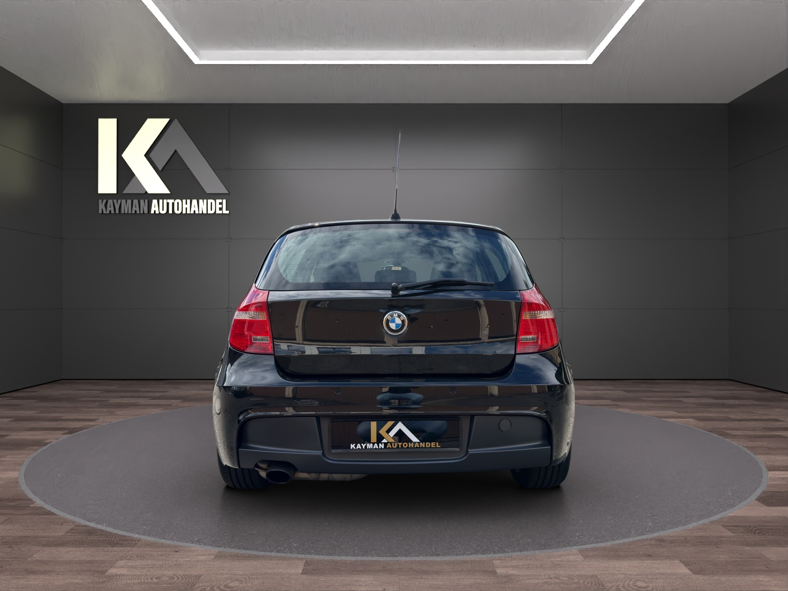 BMW 116i Dynamic Edition | M-Paket | Frisch Ab MFK 11.06.2026 | Garantie-image-4