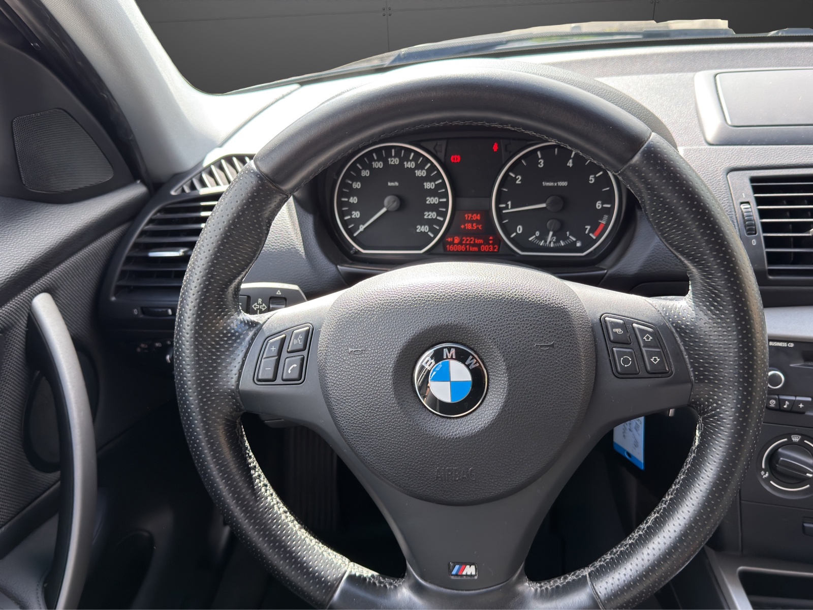 BMW 116i Dynamic Edition | M-Paket | Frisch Ab MFK 11.06.2026 | Garantie-image-10
