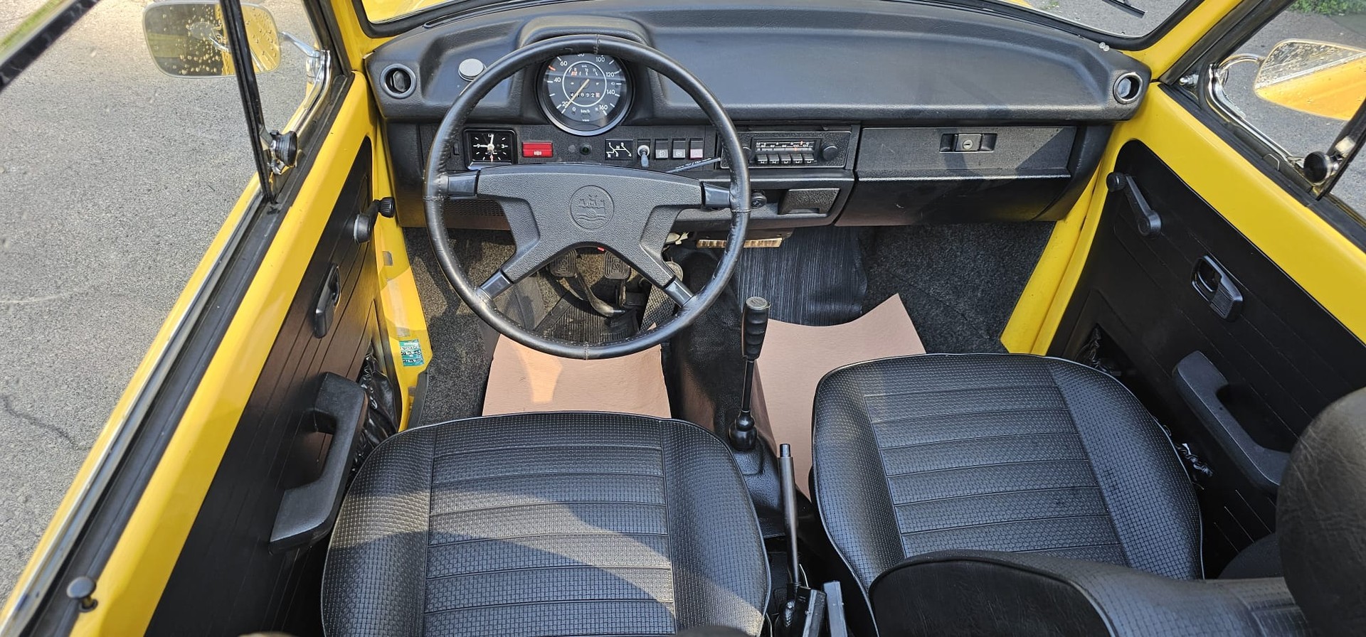 VW 15-1303-image-4