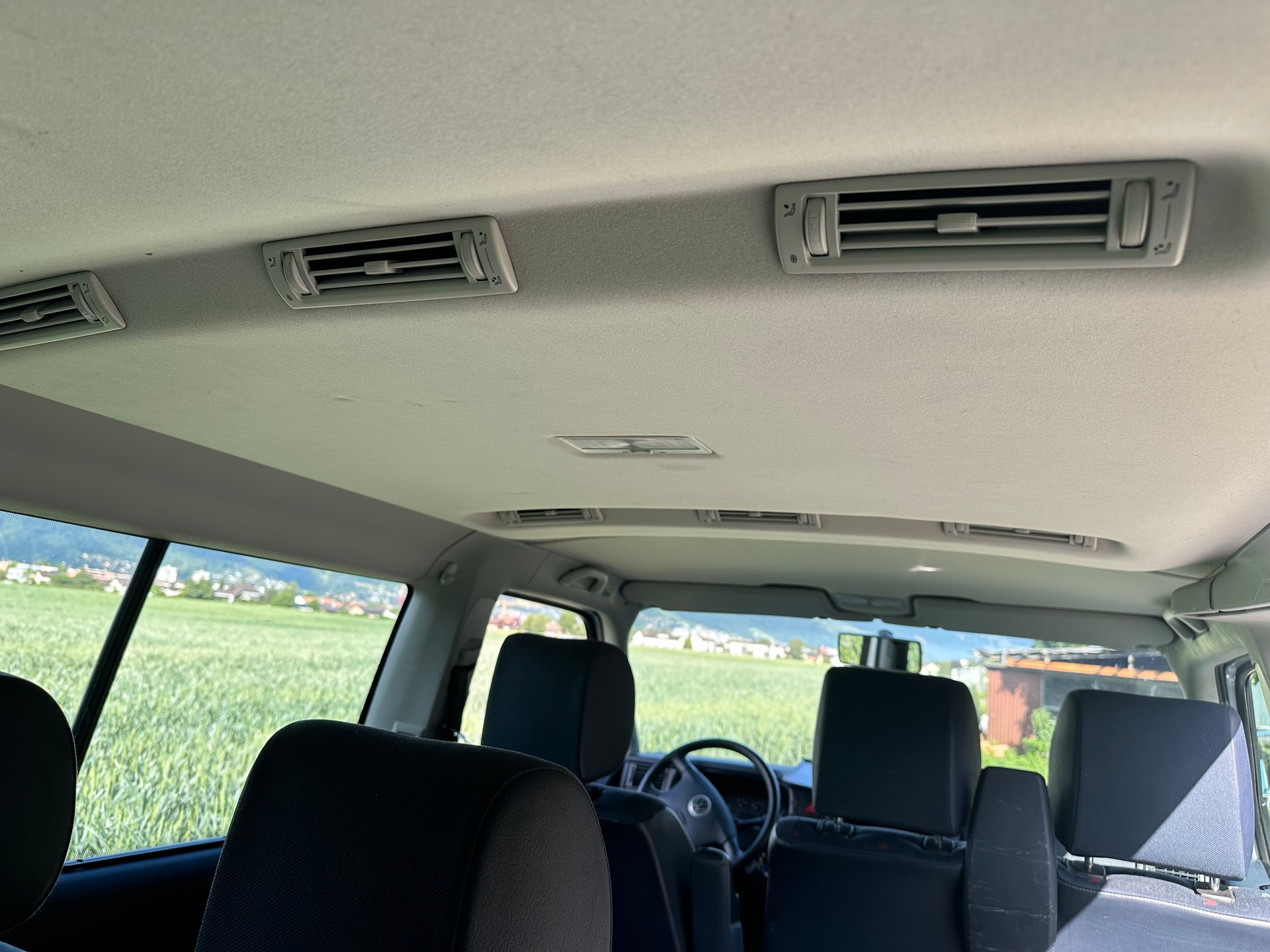 VW T4 Caravelle 2.5 syncro ABS-image-6