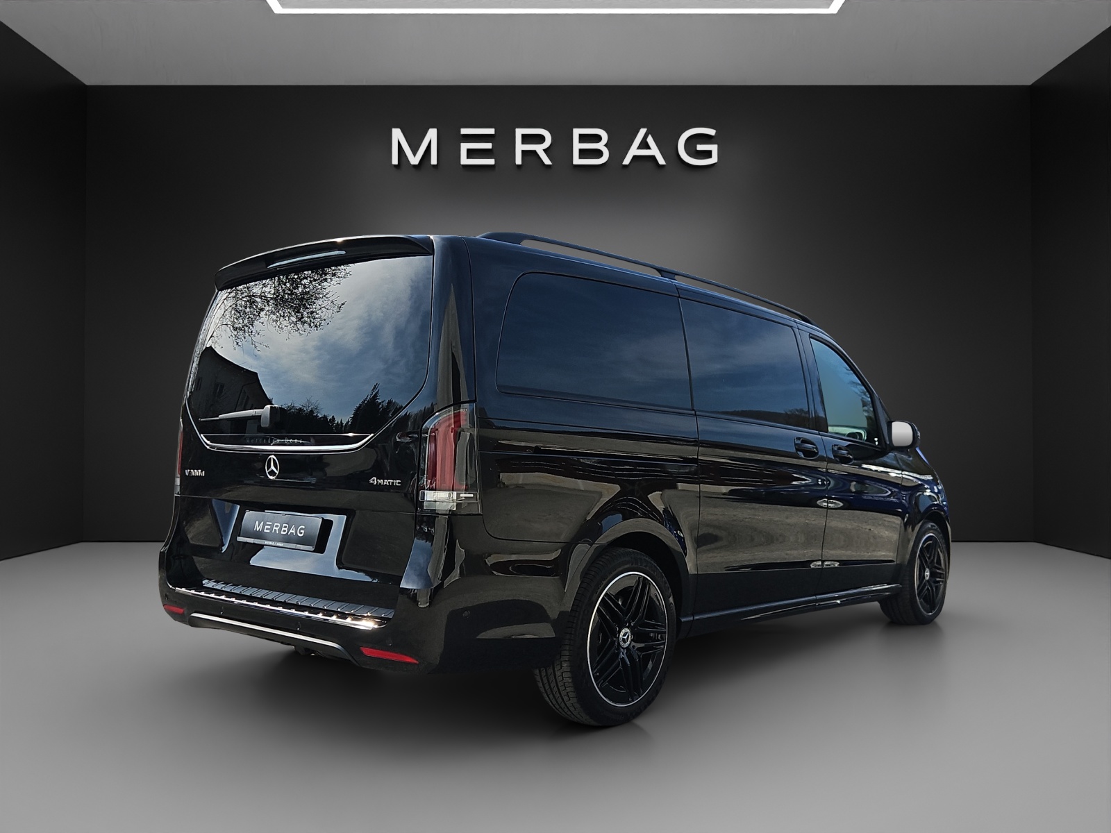 MERCEDES-BENZ V 300 d lang 4Matic Swiss Edition 9G-Tronic-image-5