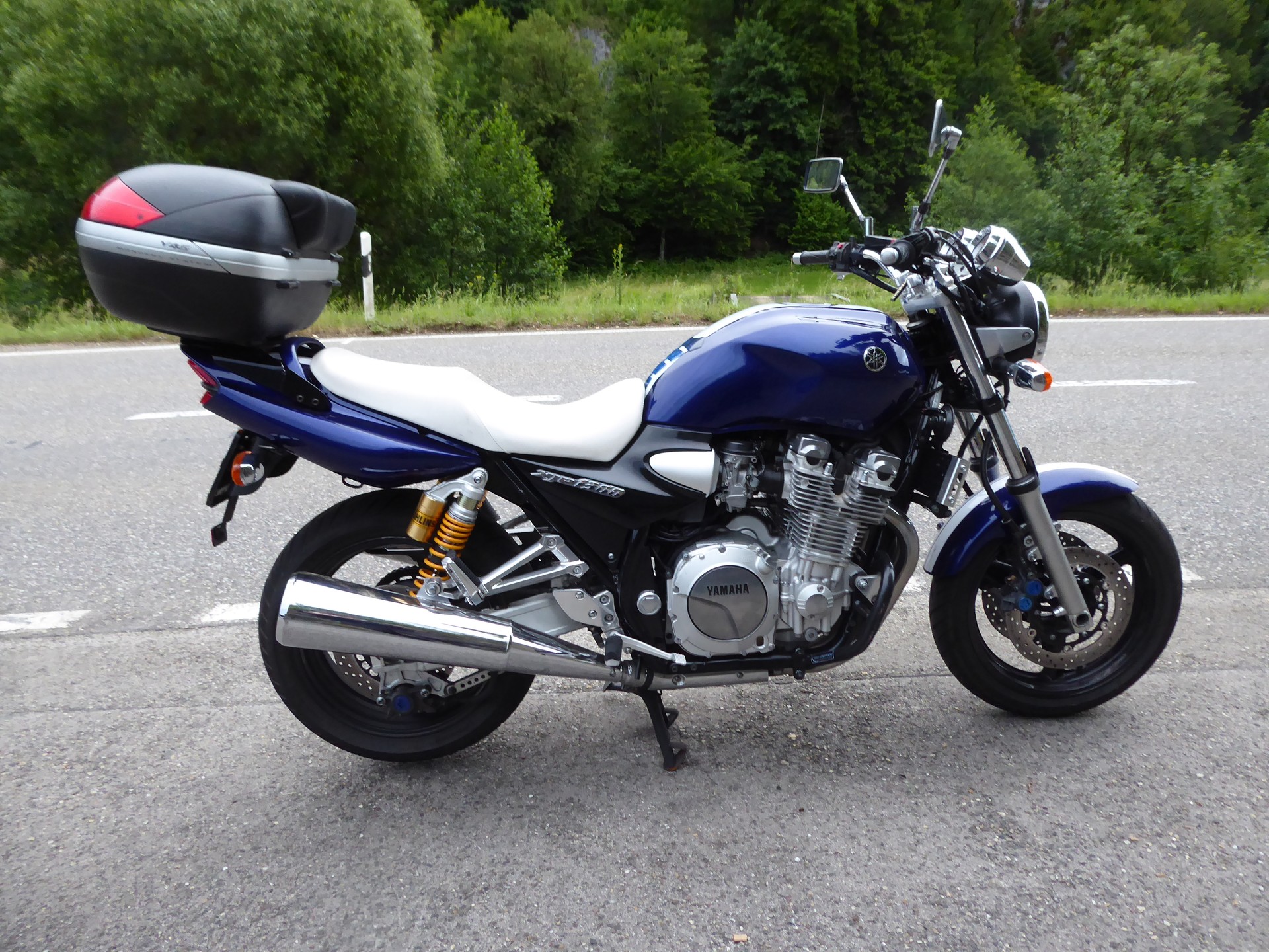 YAMAHA XJR 1300