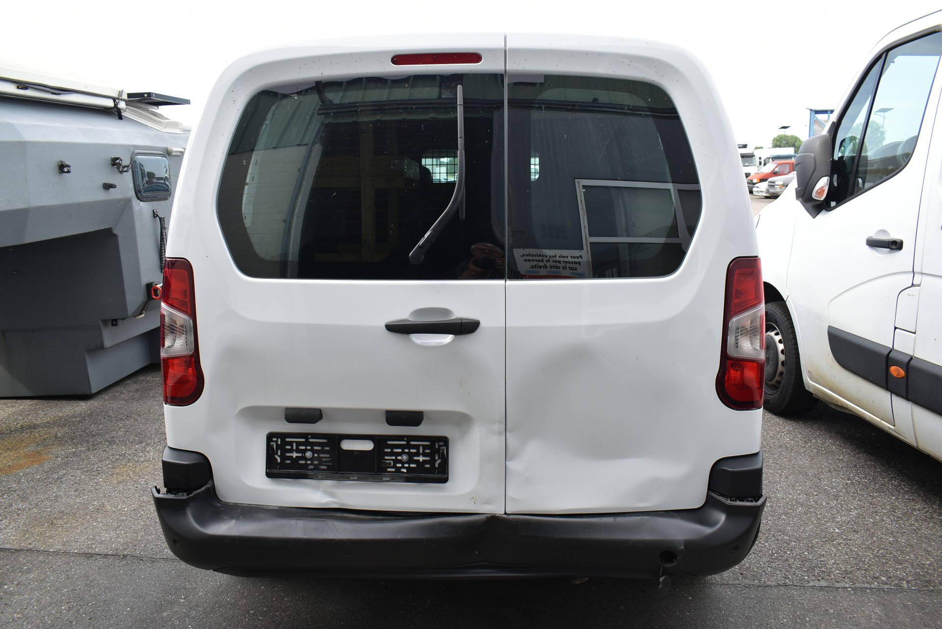 PEUGEOT Partner 1.5 Blue HDi Long Premium 1000kg-image-1