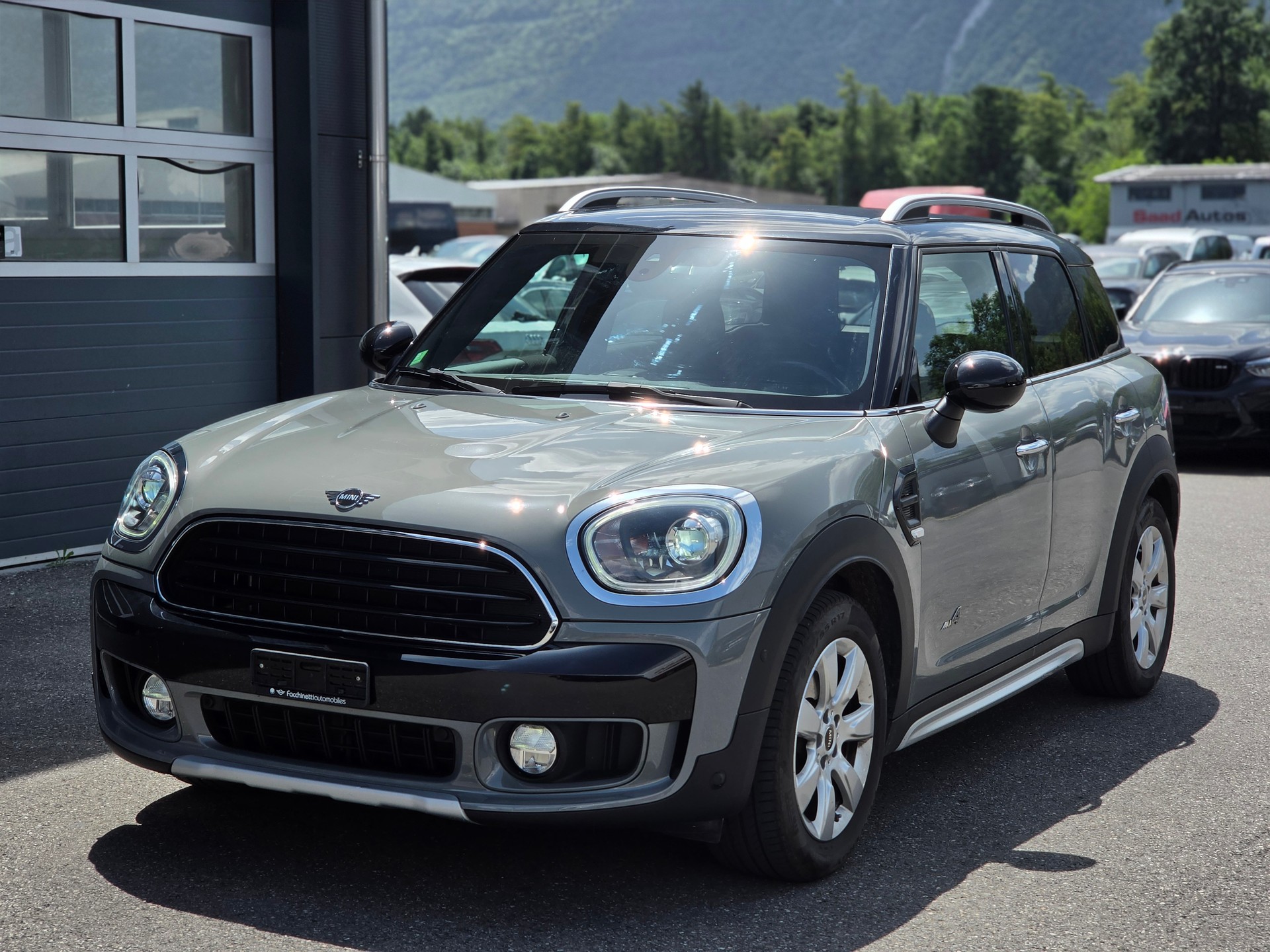 MINI Countryman Cooper ALL4-image-2