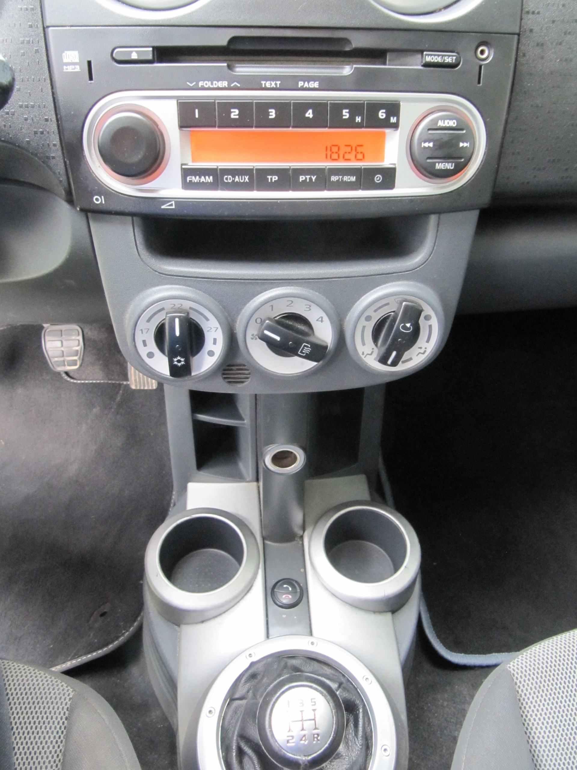 MITSUBISHI Colt 1.3 16V Jubilé (35) ClearTec-image-8