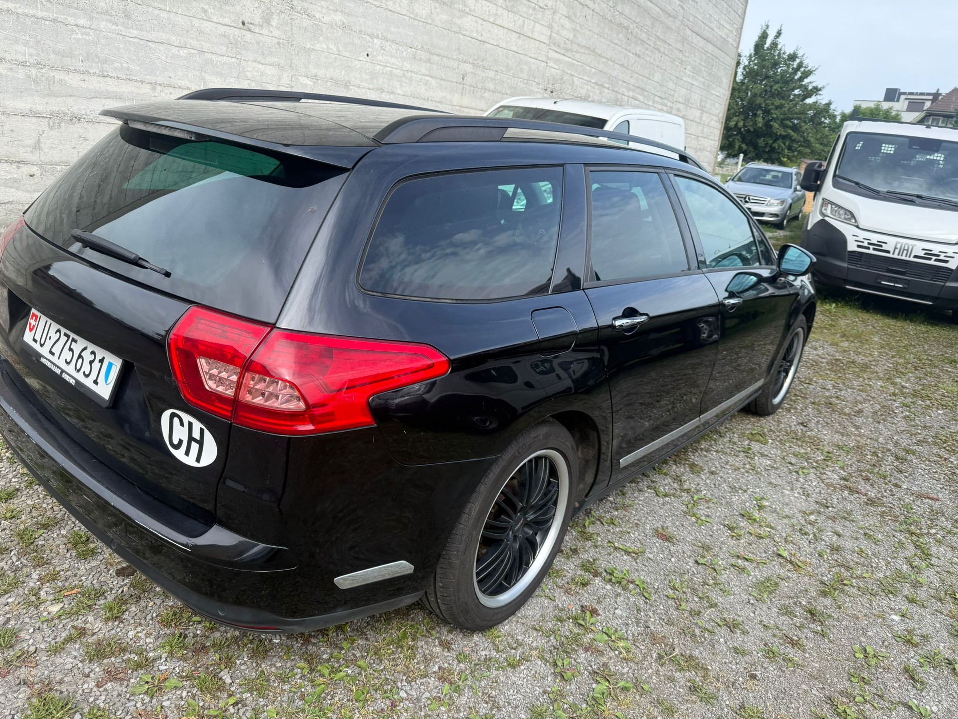 CITROEN C5 Tourer 2.0 HDi Dynamique-image-2