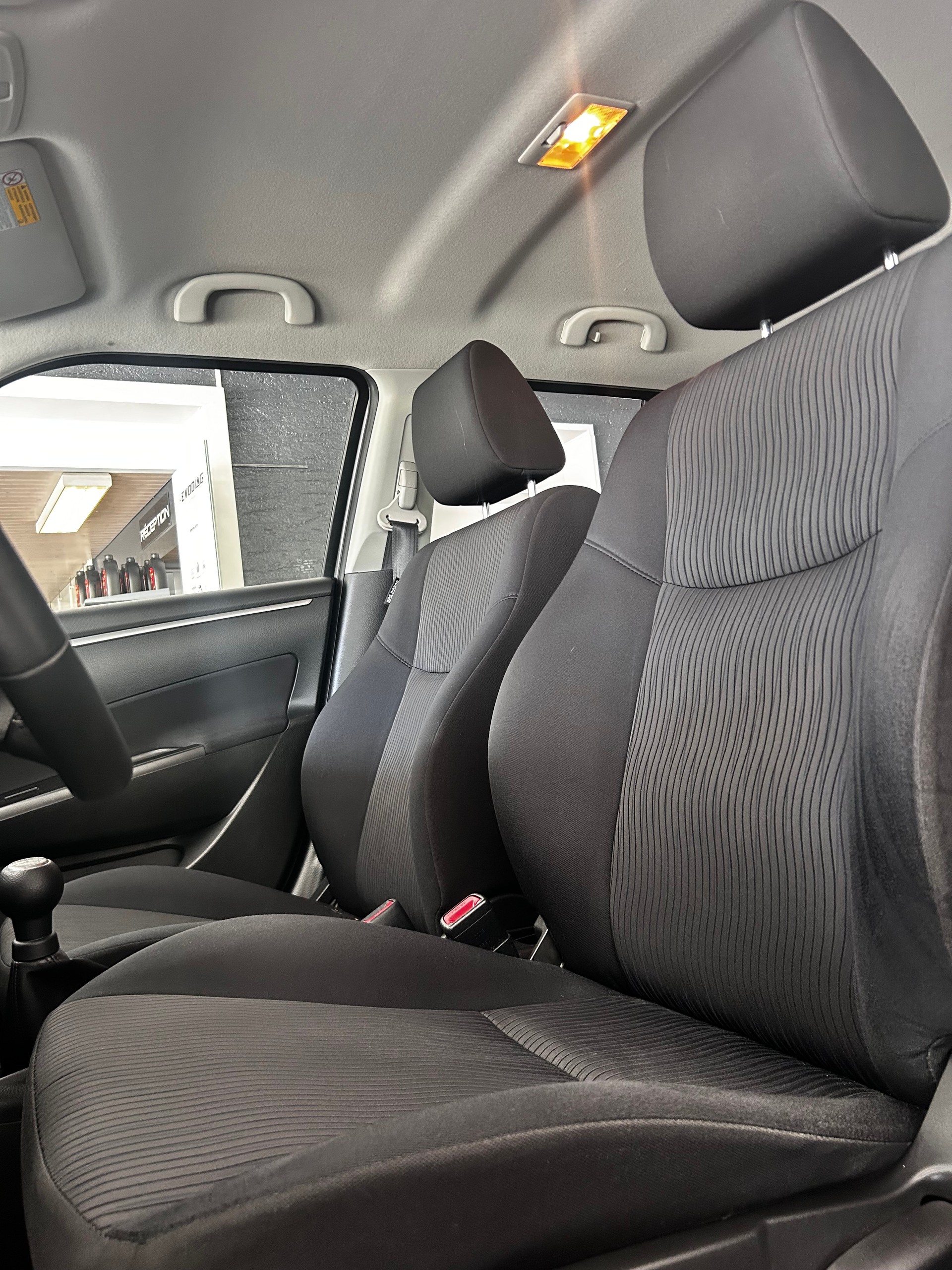 SUZUKI Swift 1.2i 16V GL Top 4x4-image-8