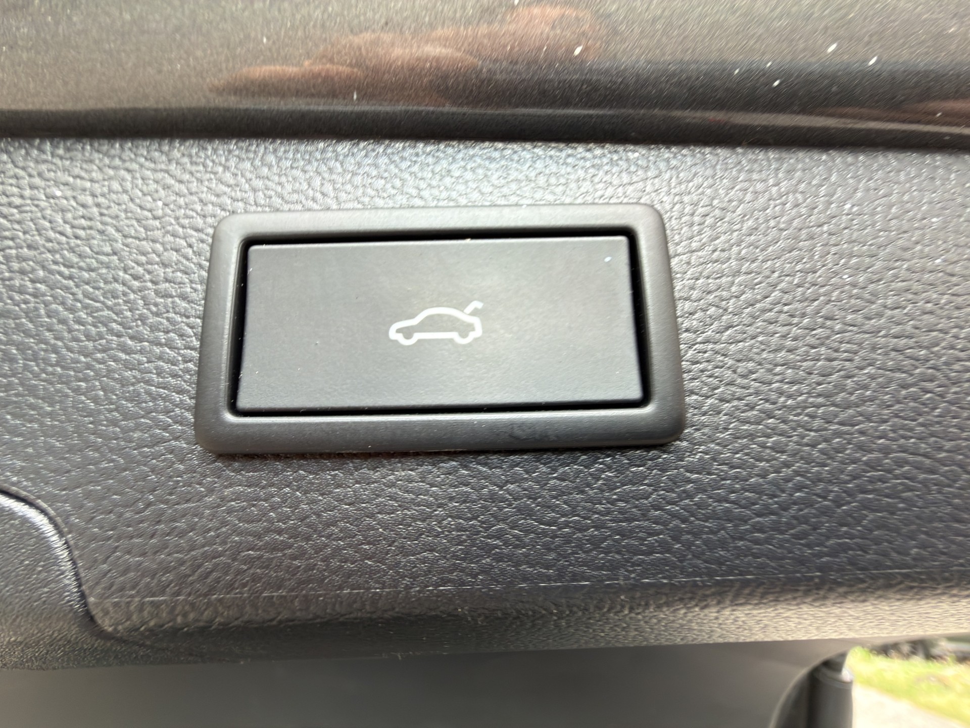 SKODA Superb Combi 1.5 TSI PHEV Selection DSG-image-31