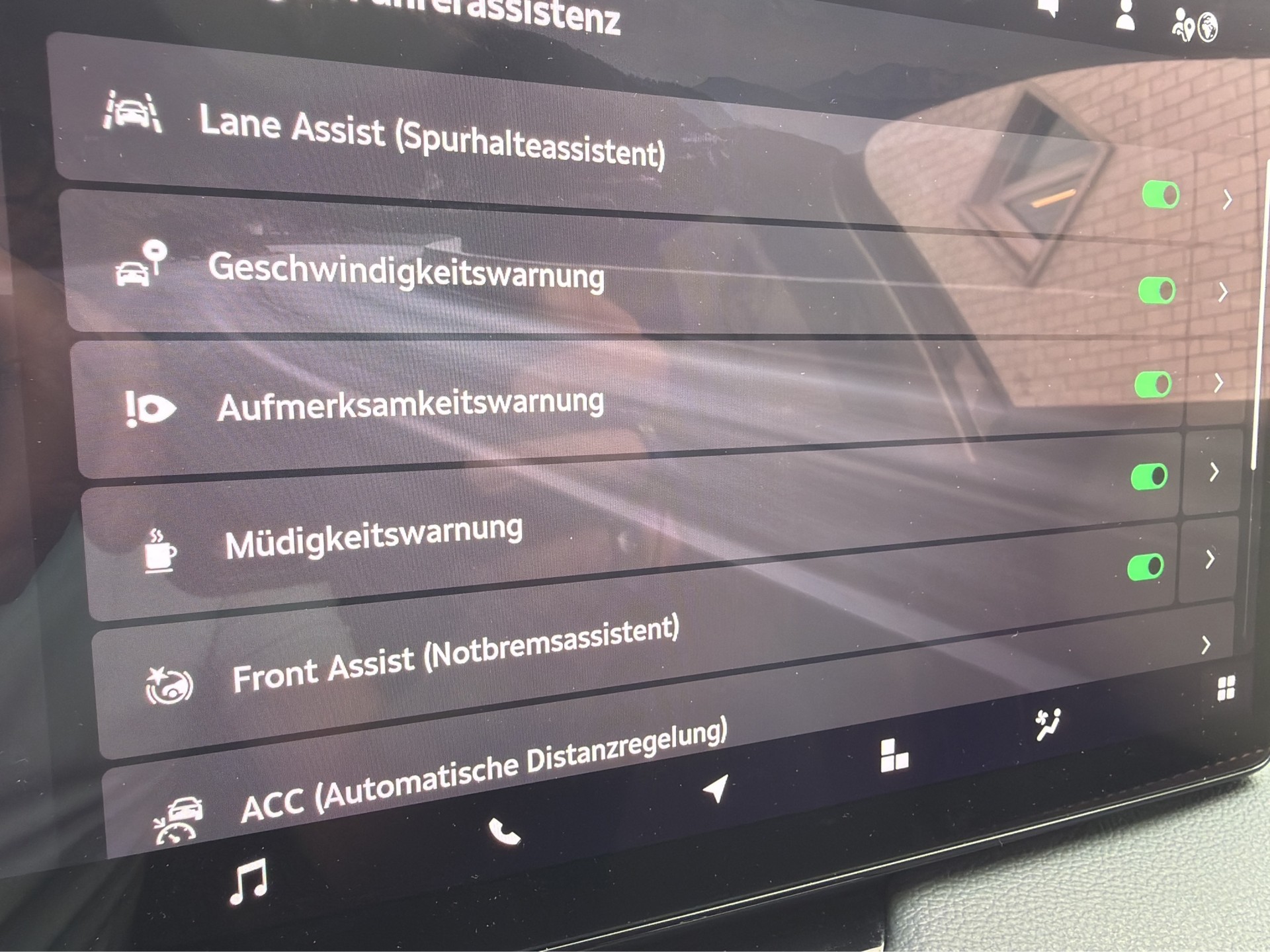 SKODA Superb Combi 1.5 TSI PHEV Selection DSG-image-21