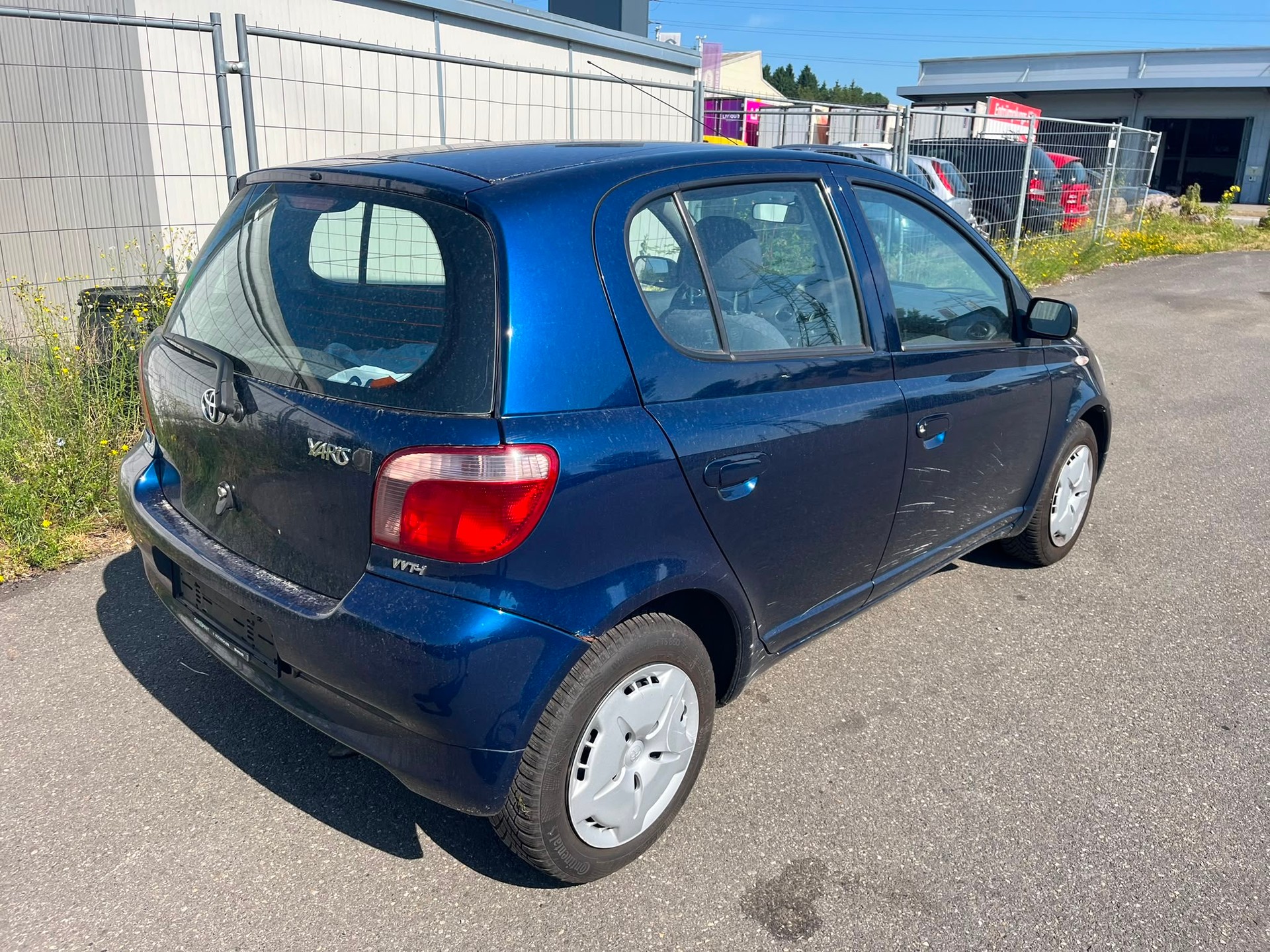 TOYOTA Yaris 1.3 Linea Luna-image-2