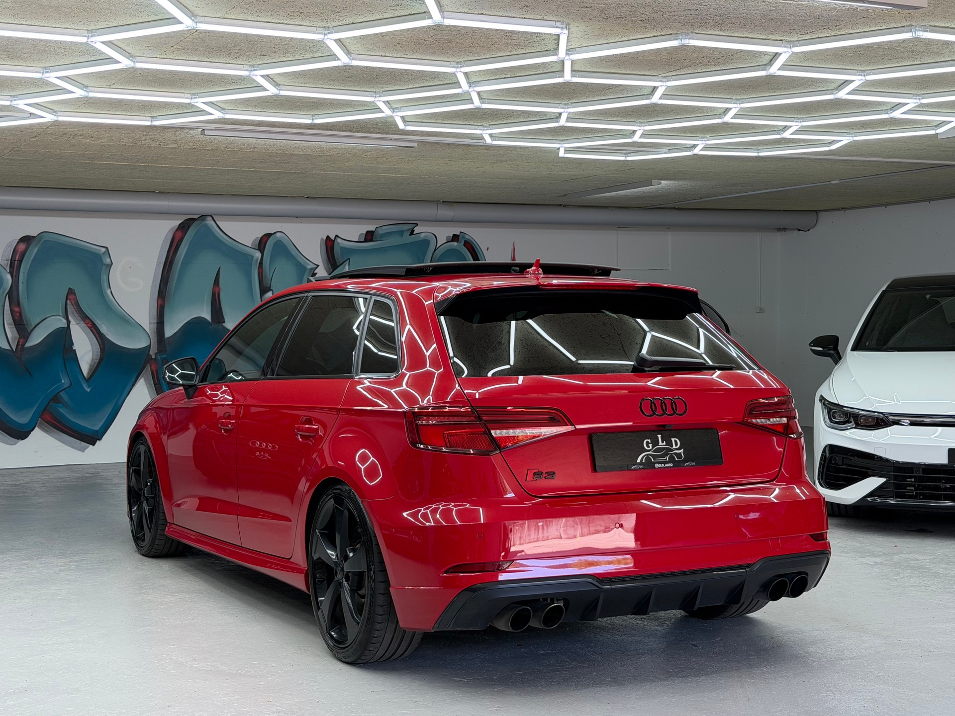 AUDI S3 Sportback 2.0 TFSI quattro S-tronic *REMUS/H&R/TANGO RED*-image-4