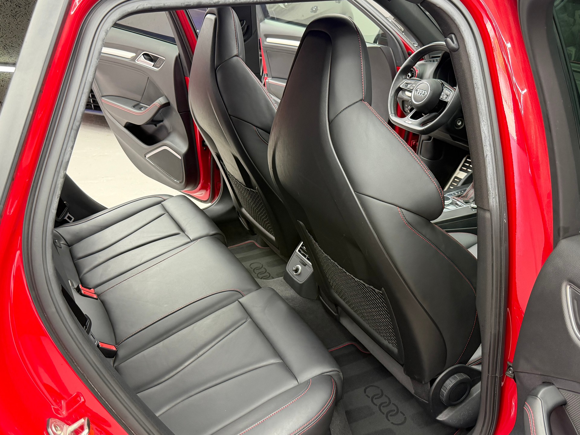 AUDI S3 Sportback 2.0 TFSI quattro S-tronic *REMUS/H&R/TANGO RED*-image-12