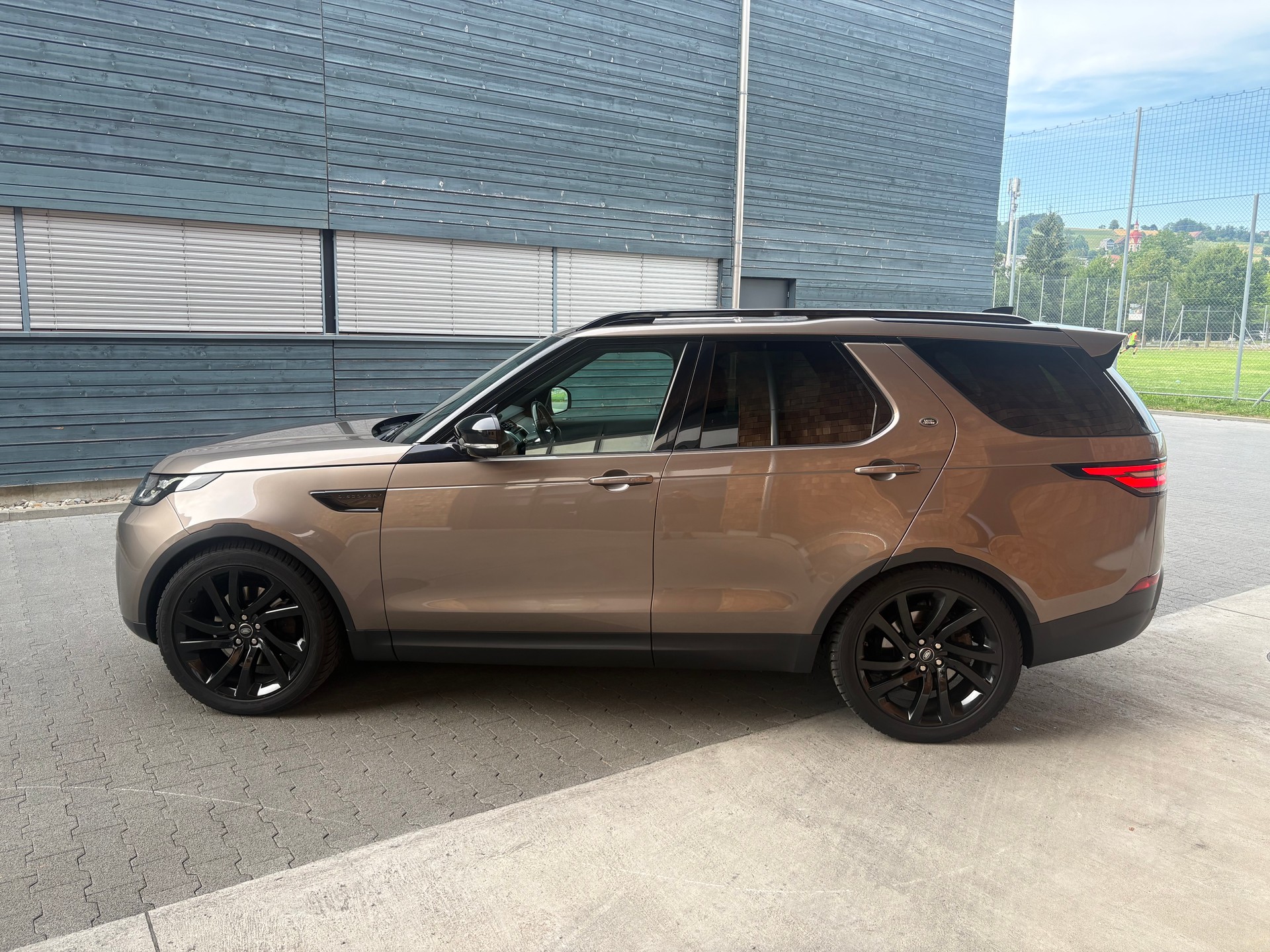 LAND ROVER 2.0 SD4 HSE-image-4